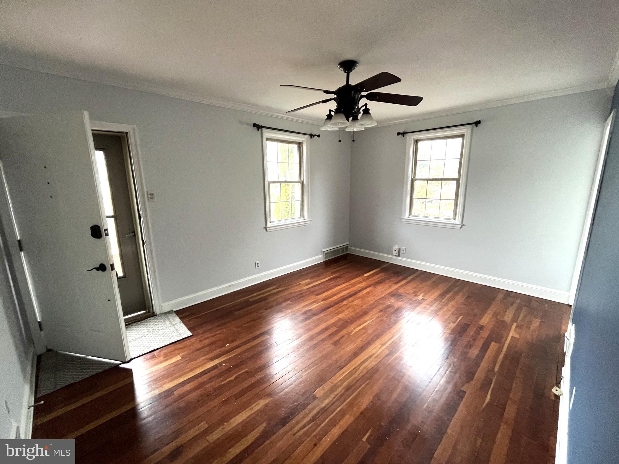 HAMILTON PARK - Residential