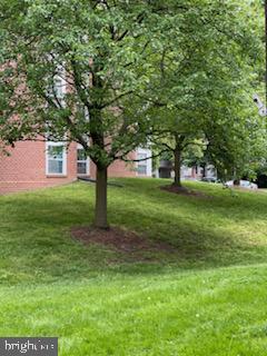 CROMWELL FOUNTAIN - Residential