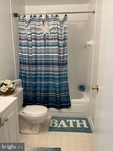 CROMWELL FOUNTAIN - Residential