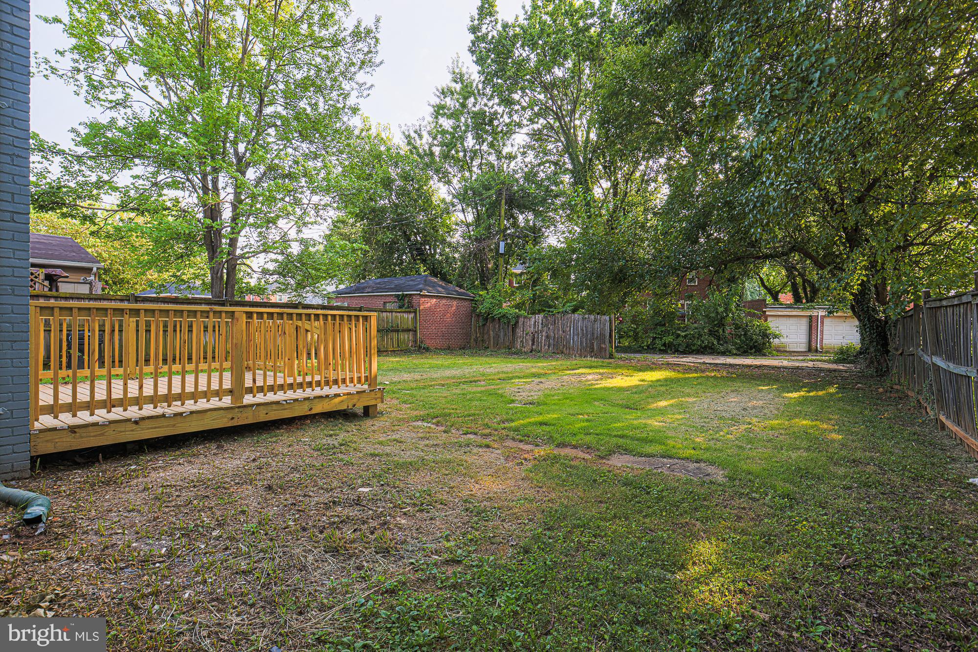7004 ALDEN ROAD