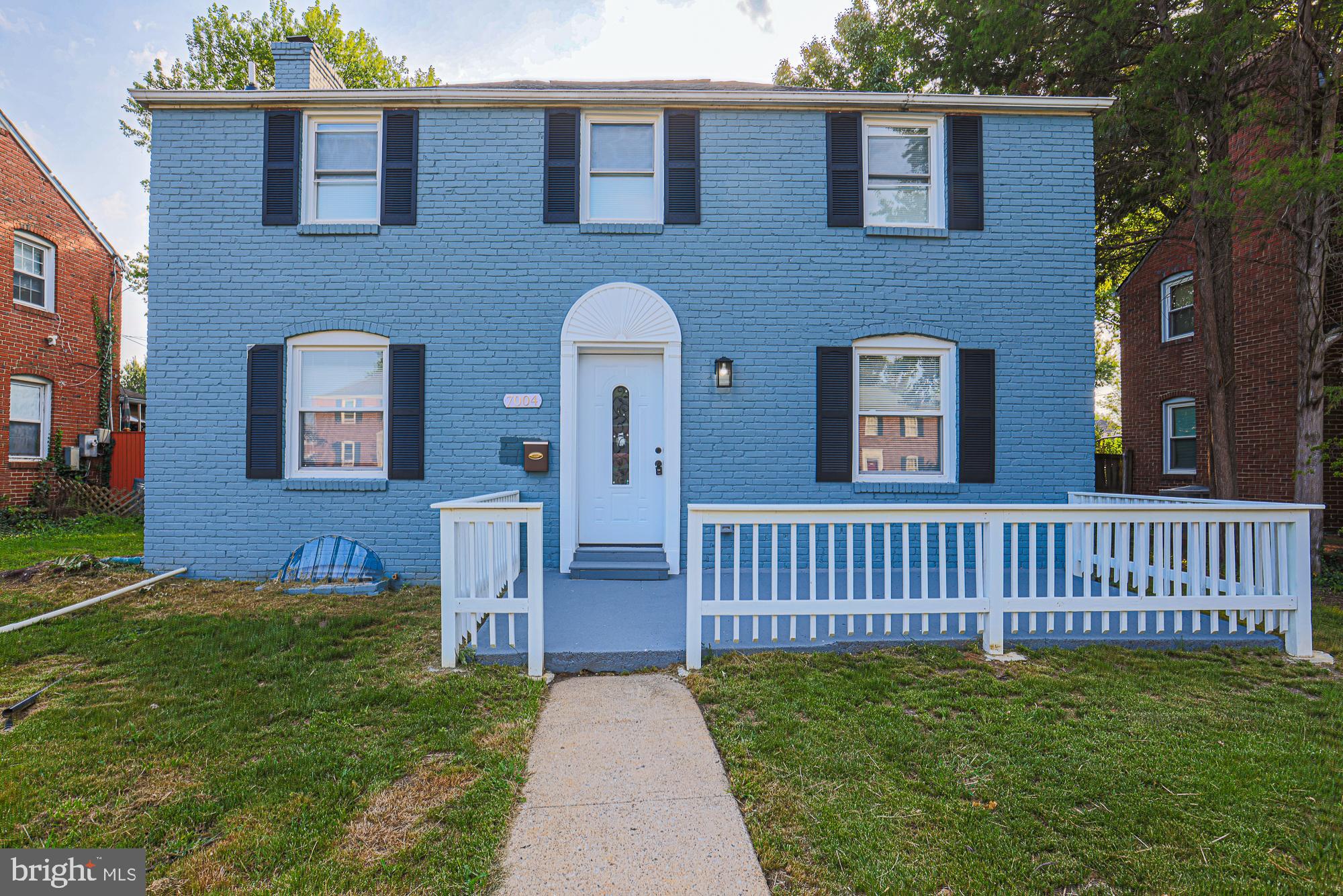7004 ALDEN ROAD
