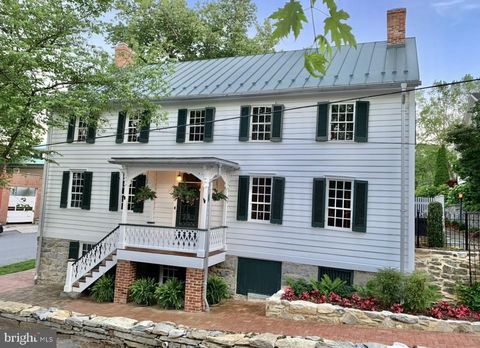 100 W NEW STREET SHEPHERDSTOWN WV 25443