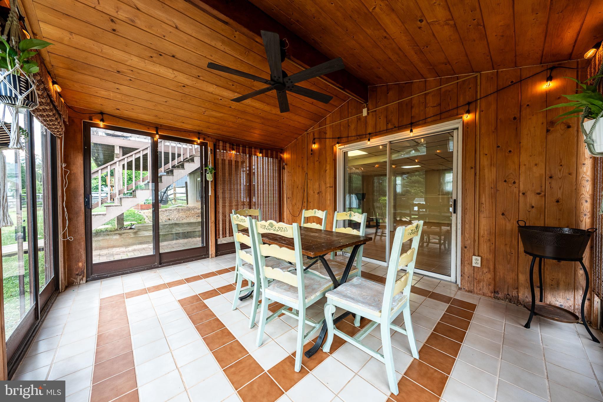 CARROLL SQUARE - Residential