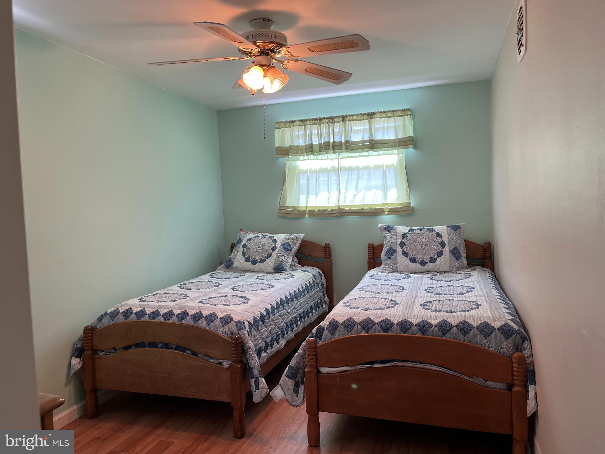 ACADEMY GARDENS - Residential