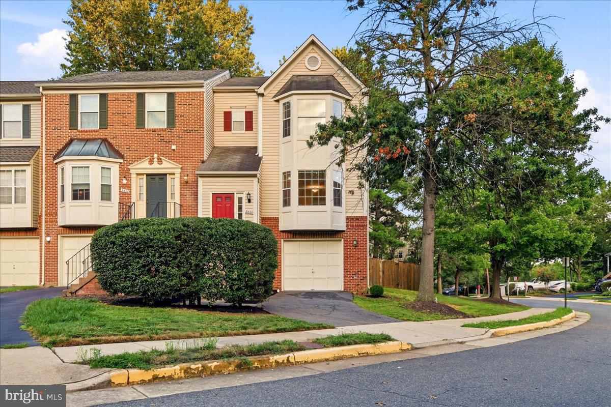 5610 BELLEAU WOODS LANE