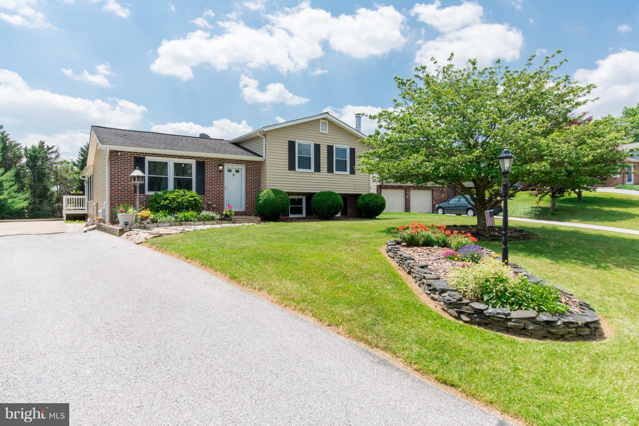 EDEN FARMS - Residential