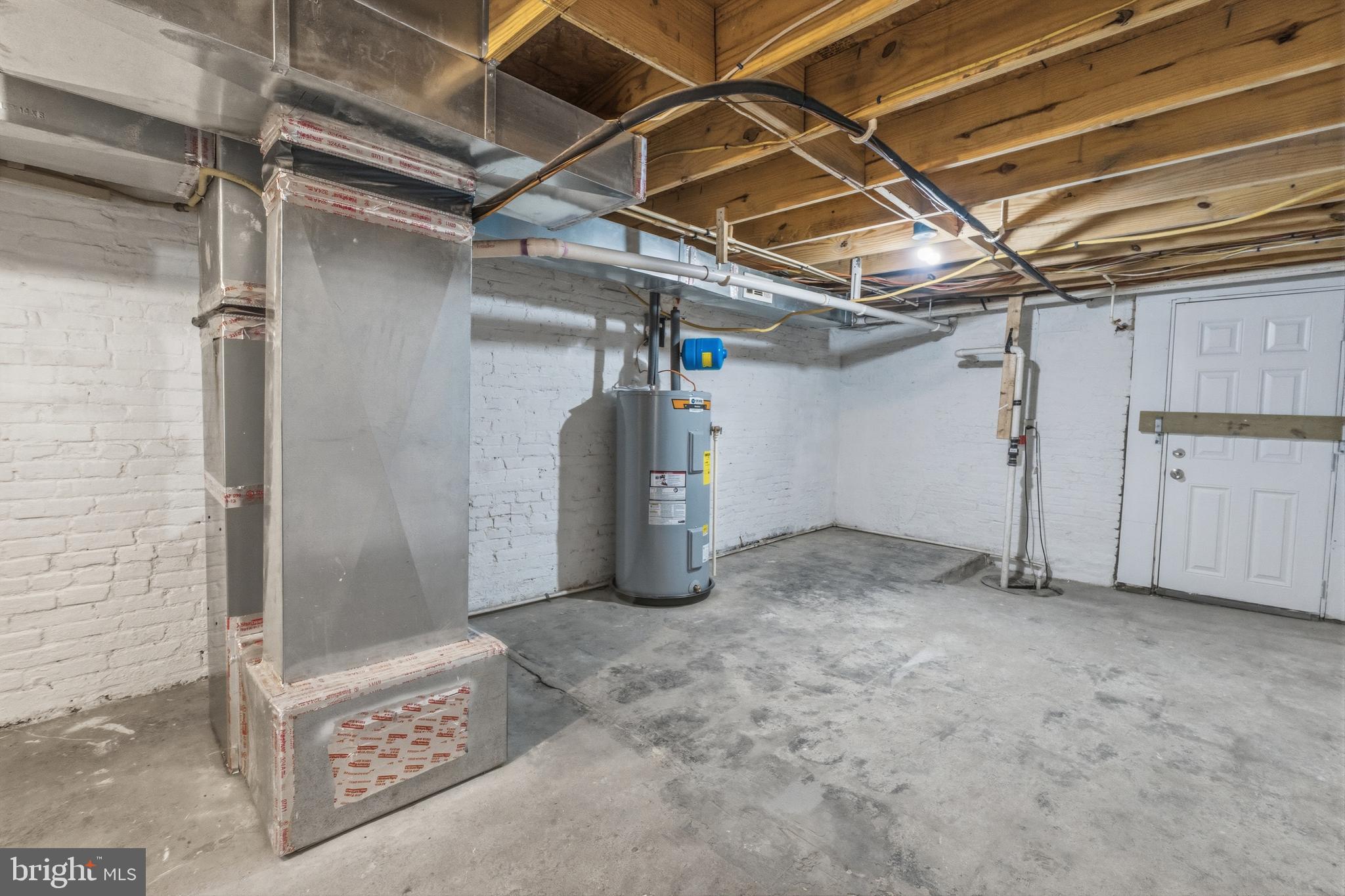 MILTON-MONTFORD - Residential