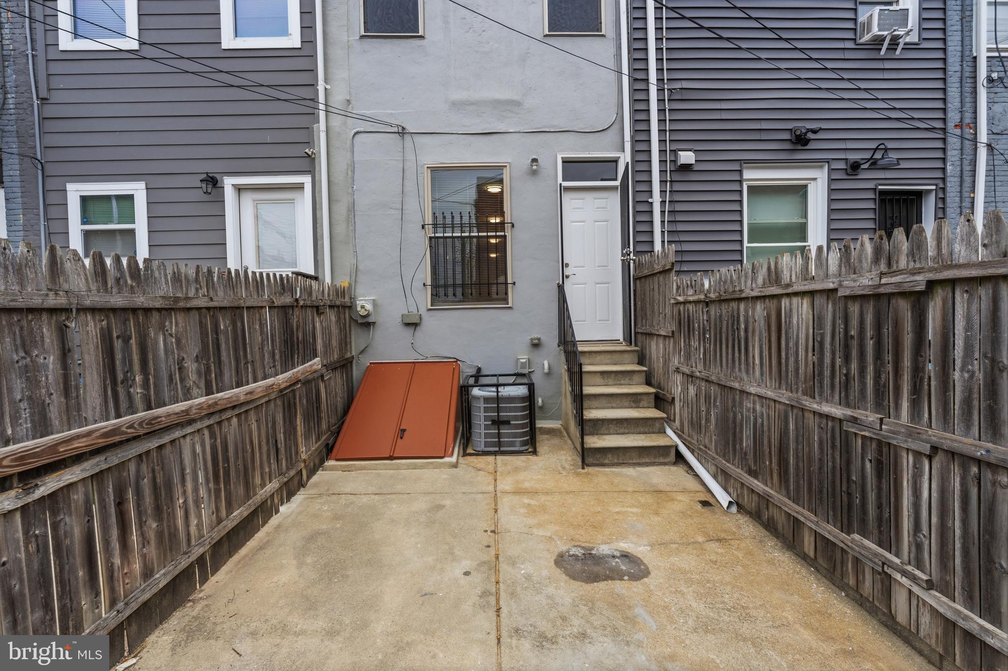 MILTON-MONTFORD - Residential