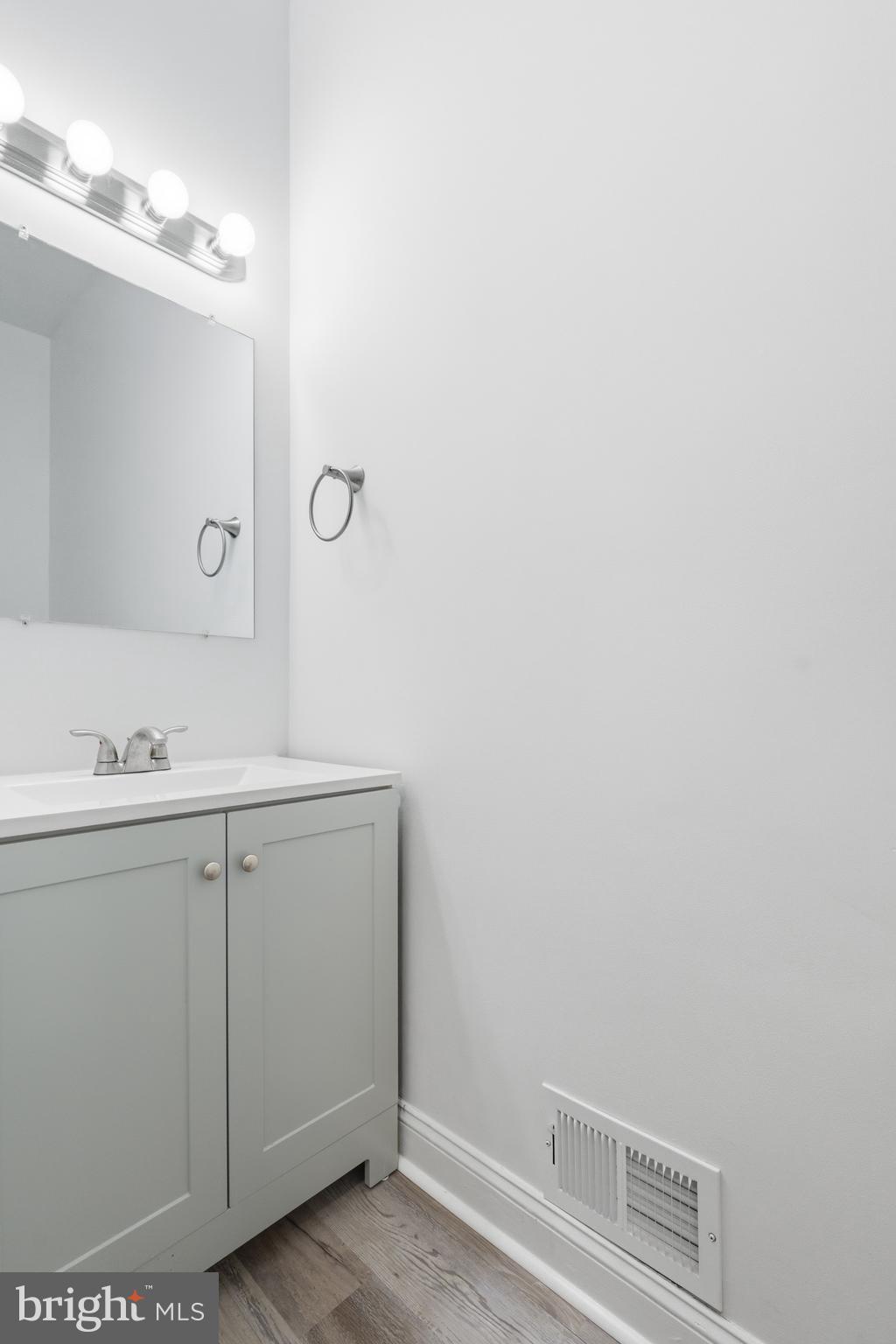 MILTON-MONTFORD - Residential