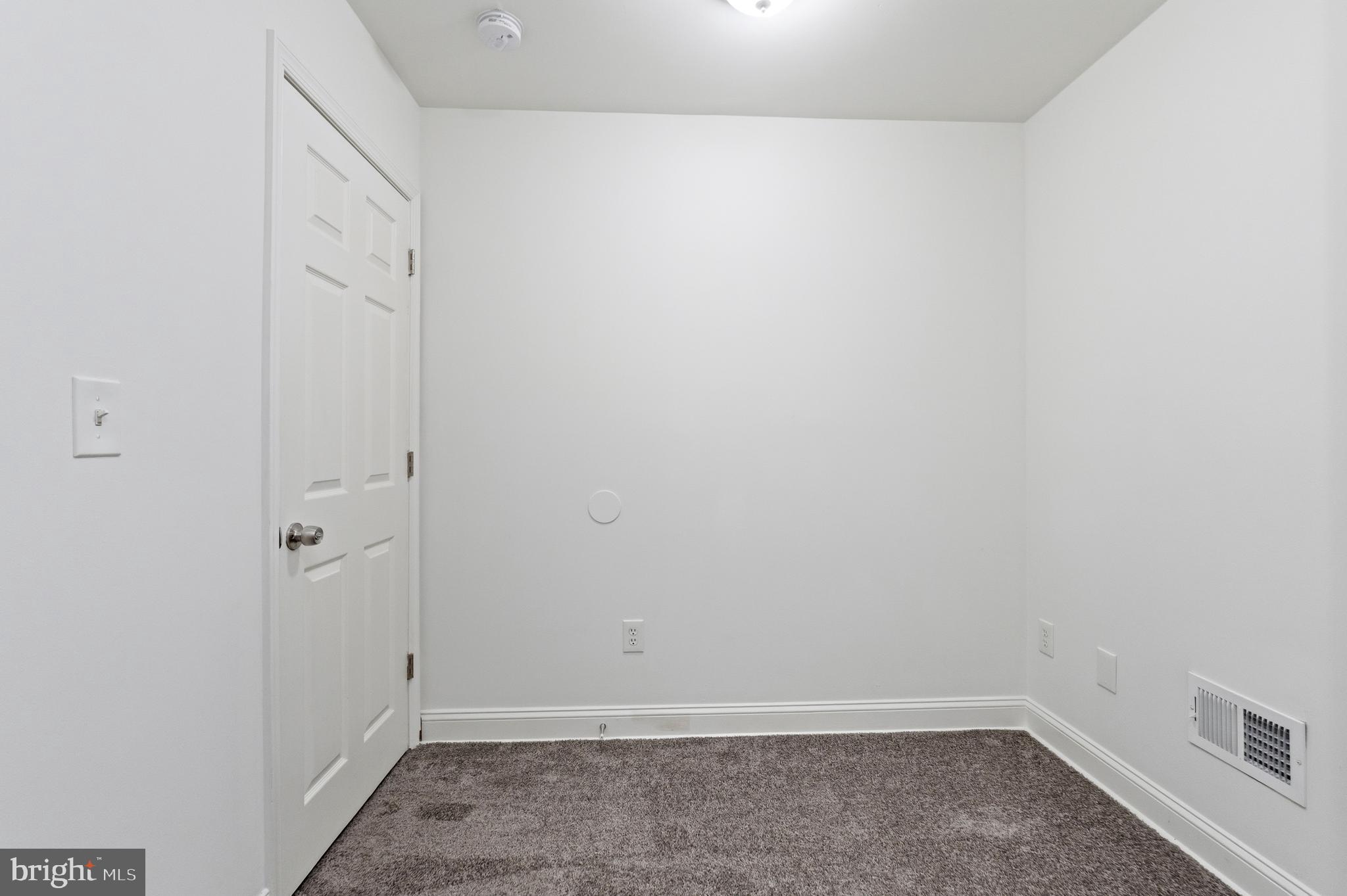 MILTON-MONTFORD - Residential
