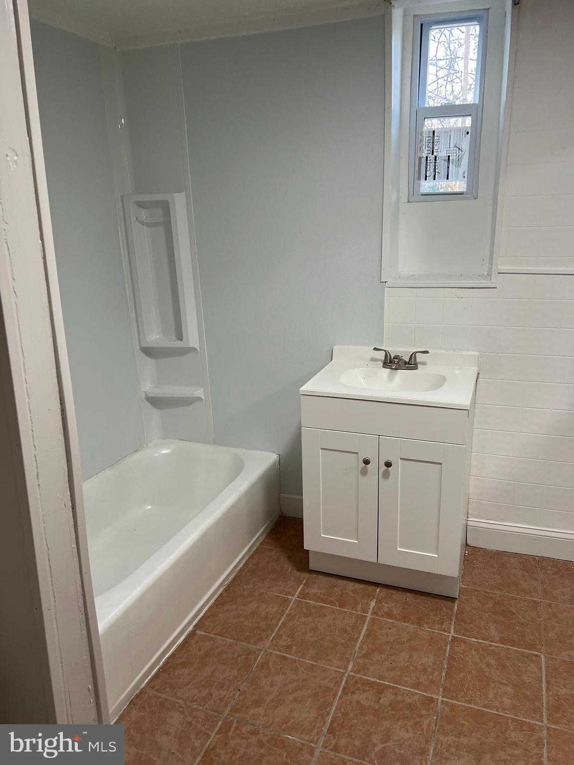 GAY STREET - Residential Lease