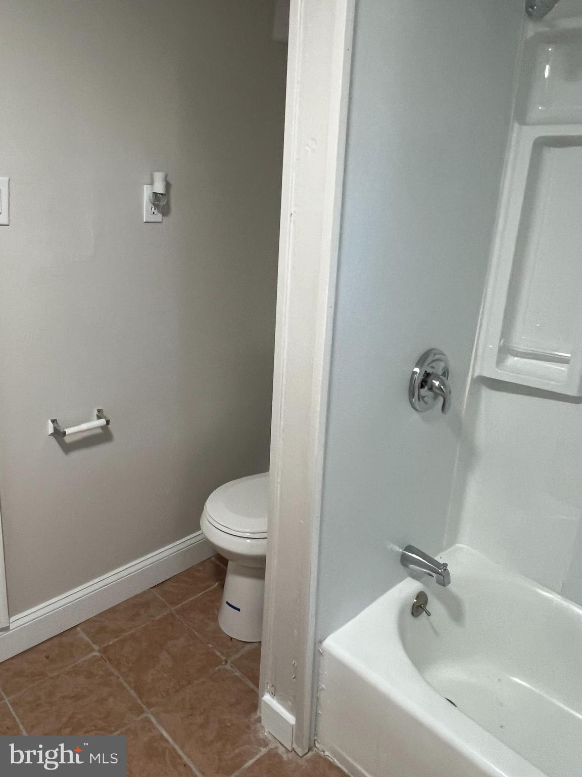 GAY STREET - Residential Lease