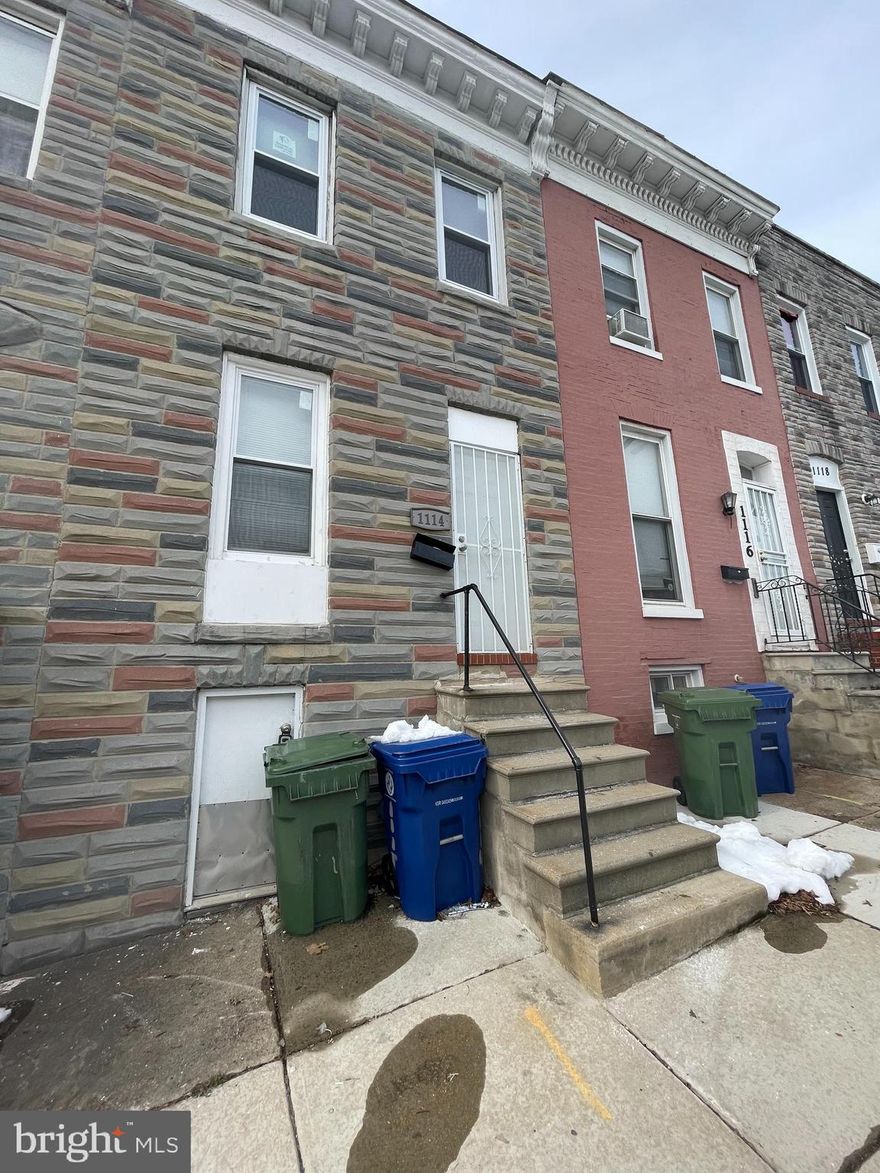 Welcome home to 1114 N Bond st, unit 1. This is a newly renovated, main level 1 bdrm with a den, 1 bath apartment. Living room features a charming brick work wall & charming eat-in kitchen. 1st floor also has a gated backyard, great for relaxing & grilling.

** Water included** TENANT RESPONSIBLE FOR GAS & ELECTRIC