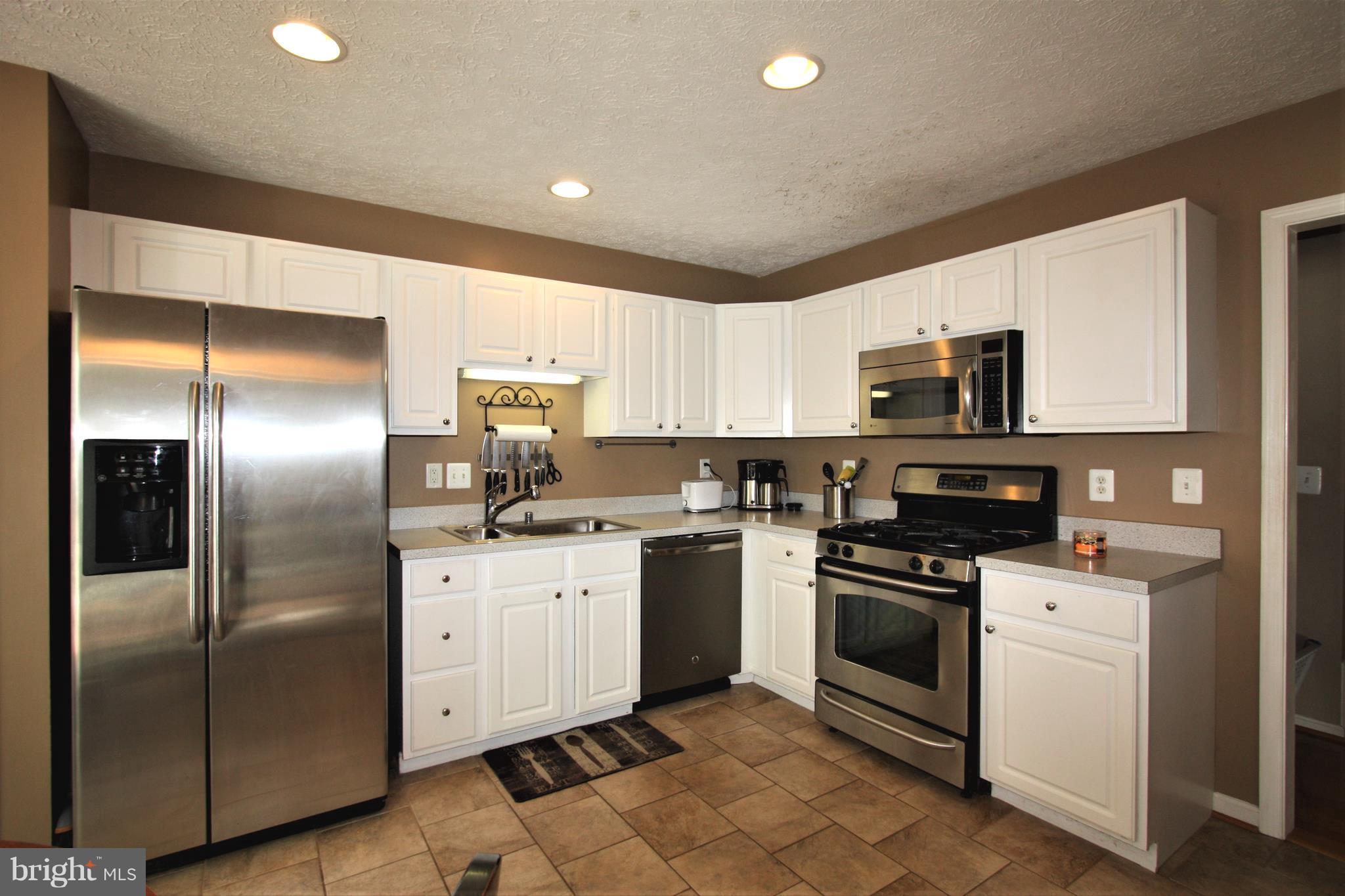 ROSEFIELDS - Residential Lease