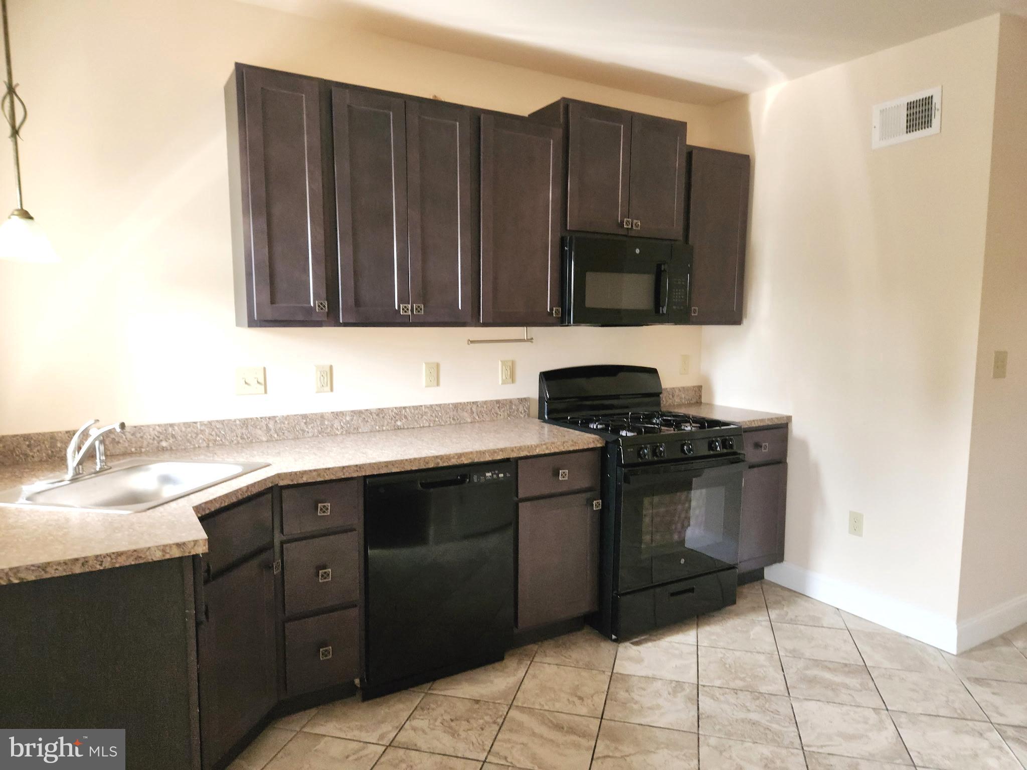 PENROSE - Residential Lease