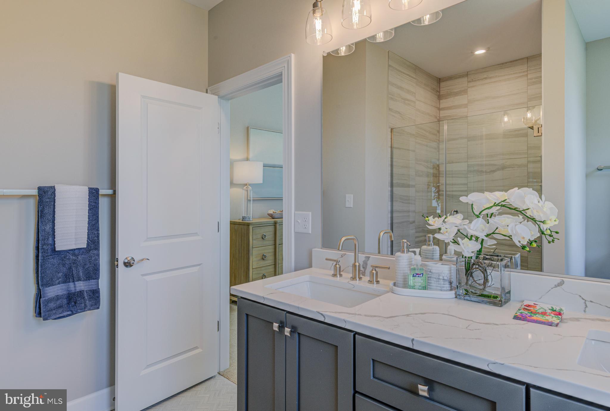 CATTAIL VILLAS - Residential