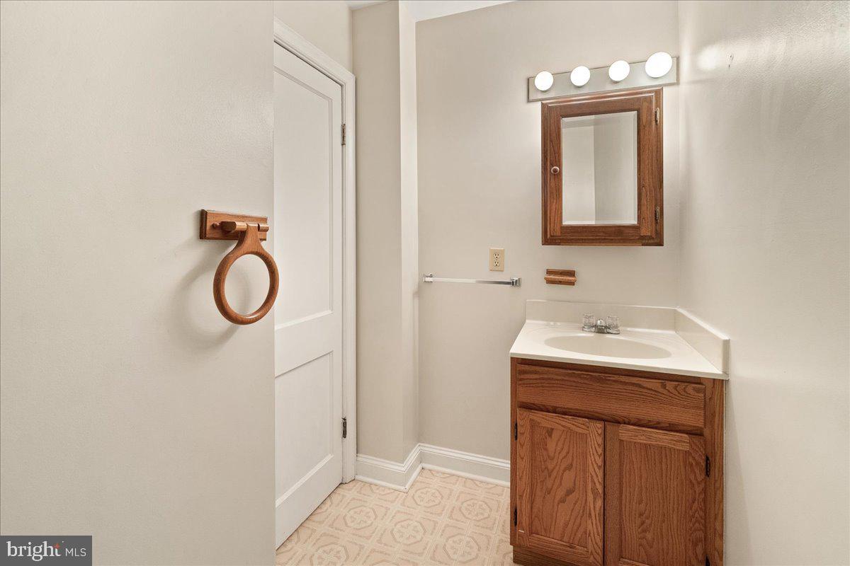 BRUNSWICK - Residential