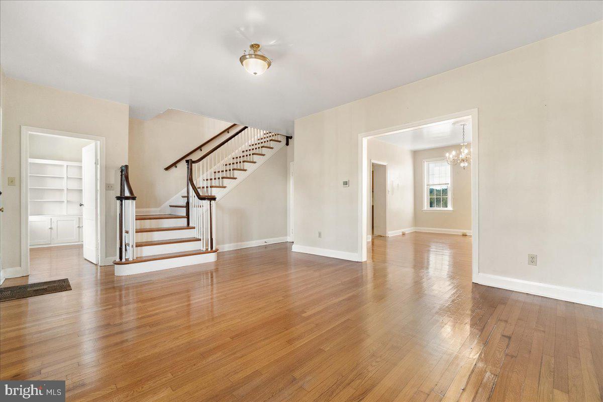 BRUNSWICK - Residential