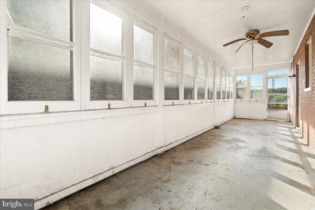 BRUNSWICK - Residential