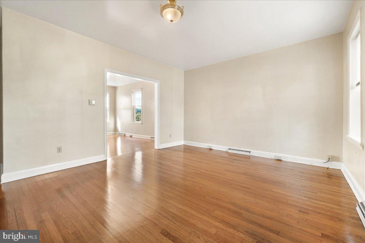 BRUNSWICK - Residential