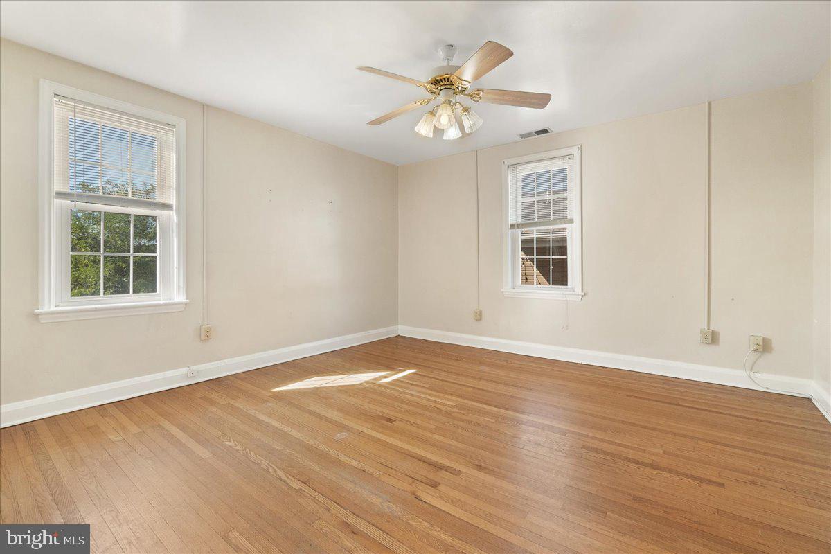 BRUNSWICK - Residential