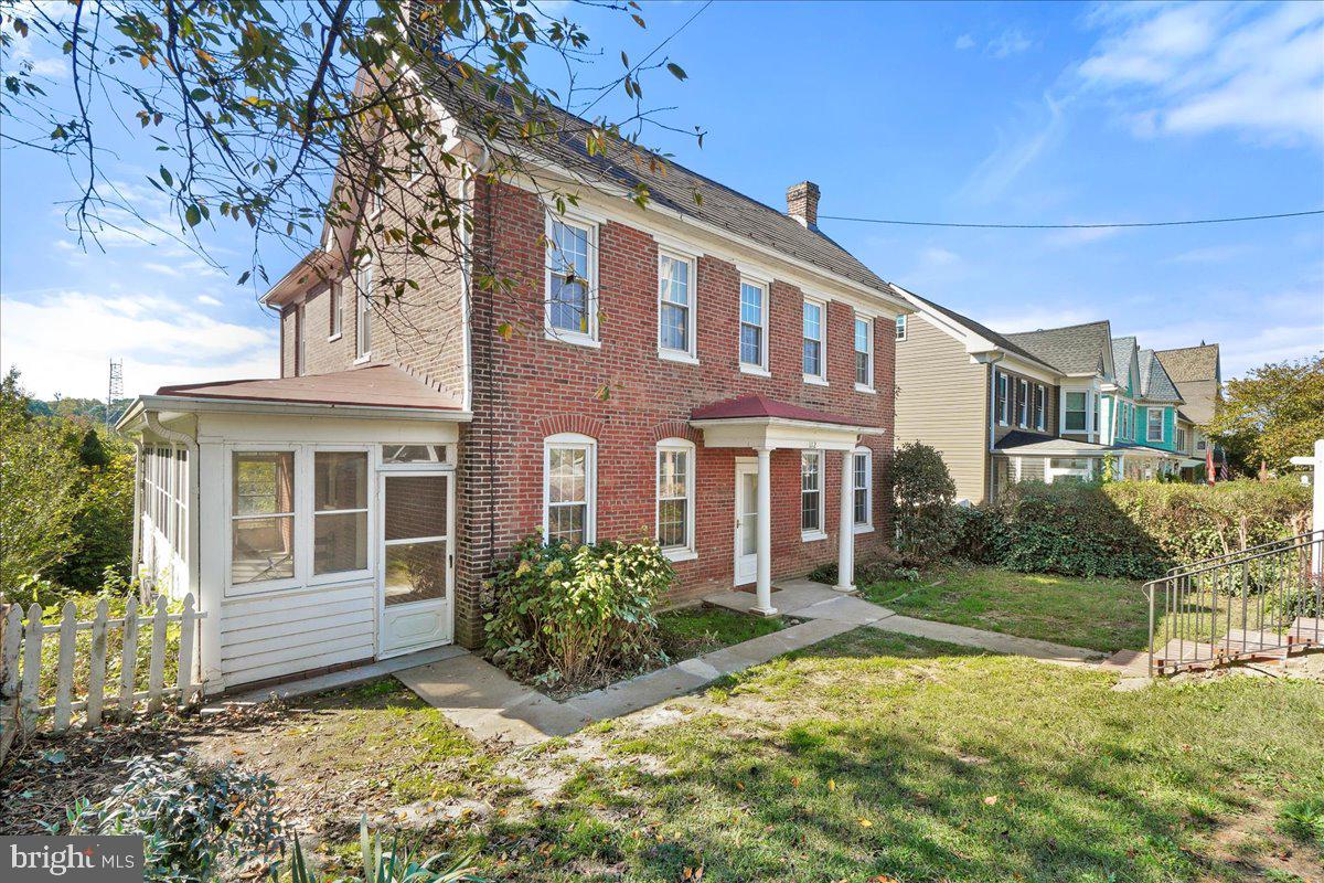 BRUNSWICK - Residential