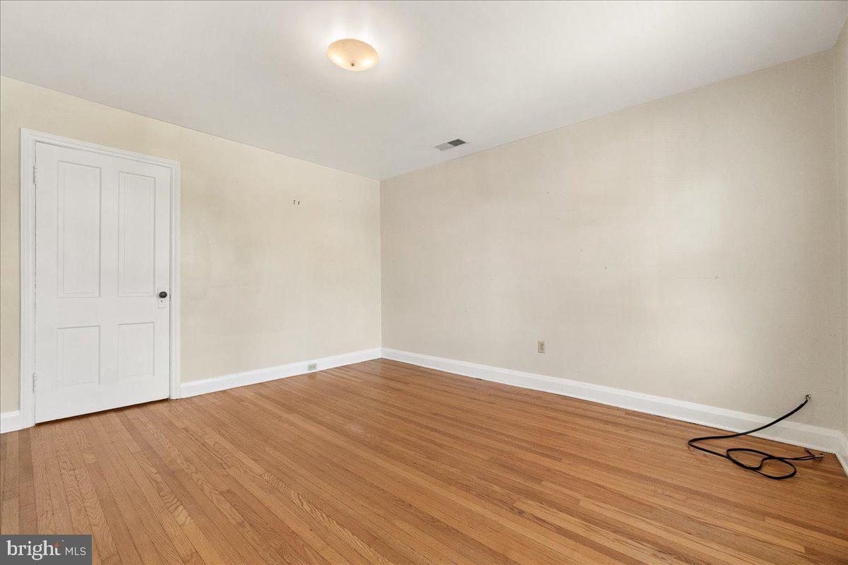 BRUNSWICK - Residential