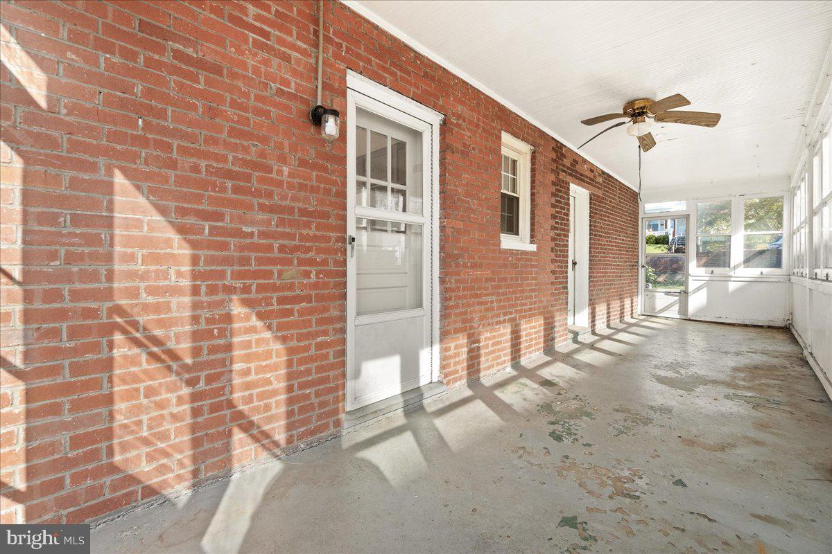 BRUNSWICK - Residential