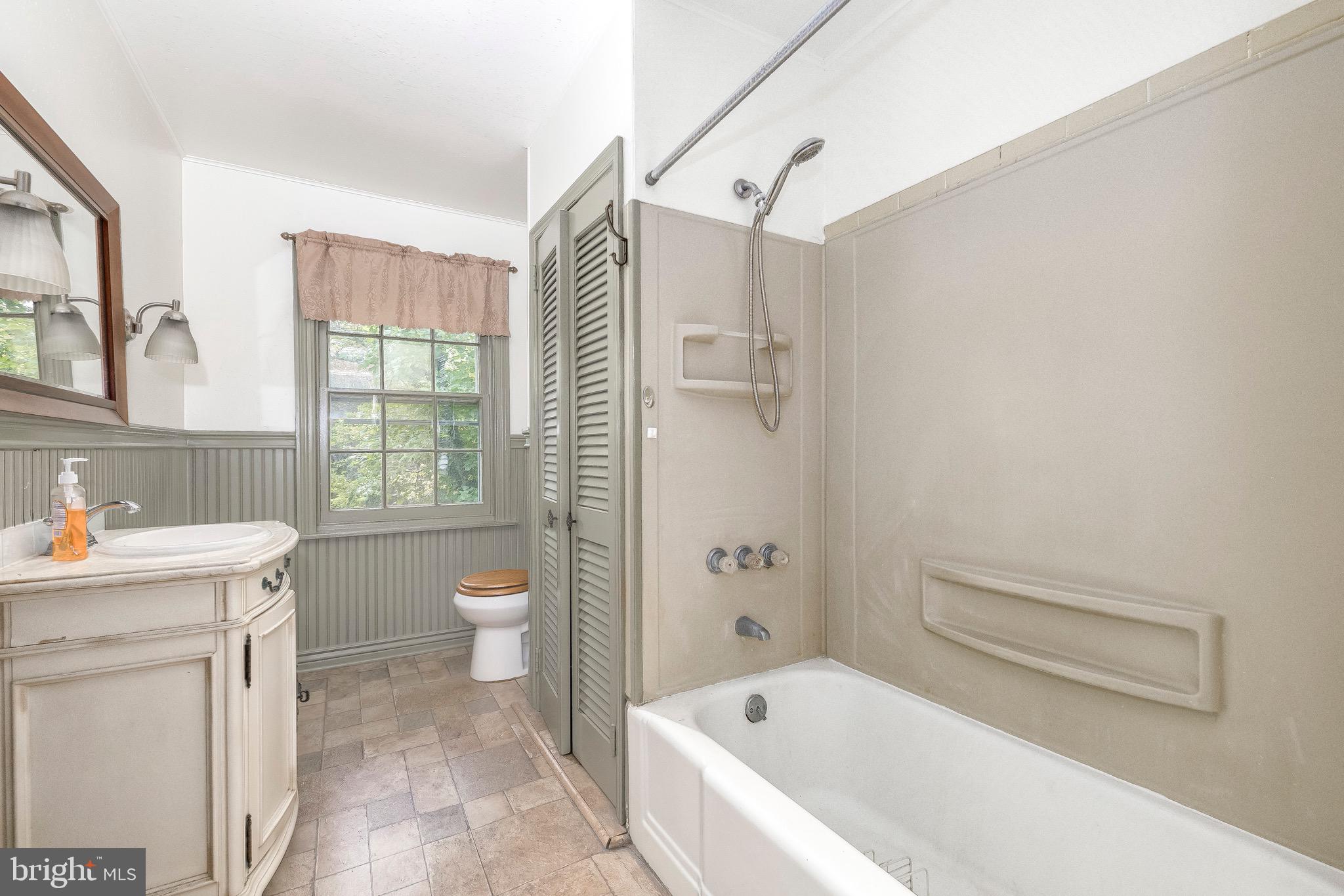 GREEN MANOR FARM - Residential