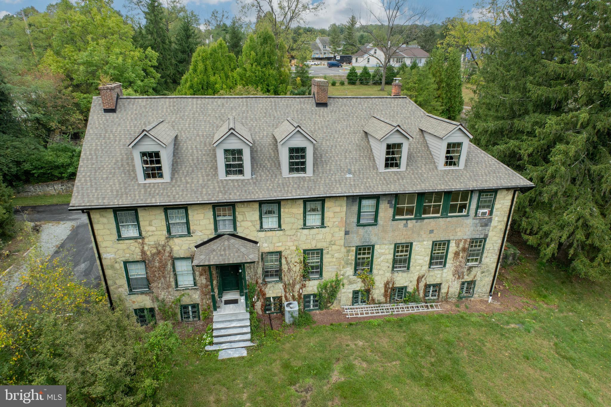 GREEN MANOR FARM - Residential