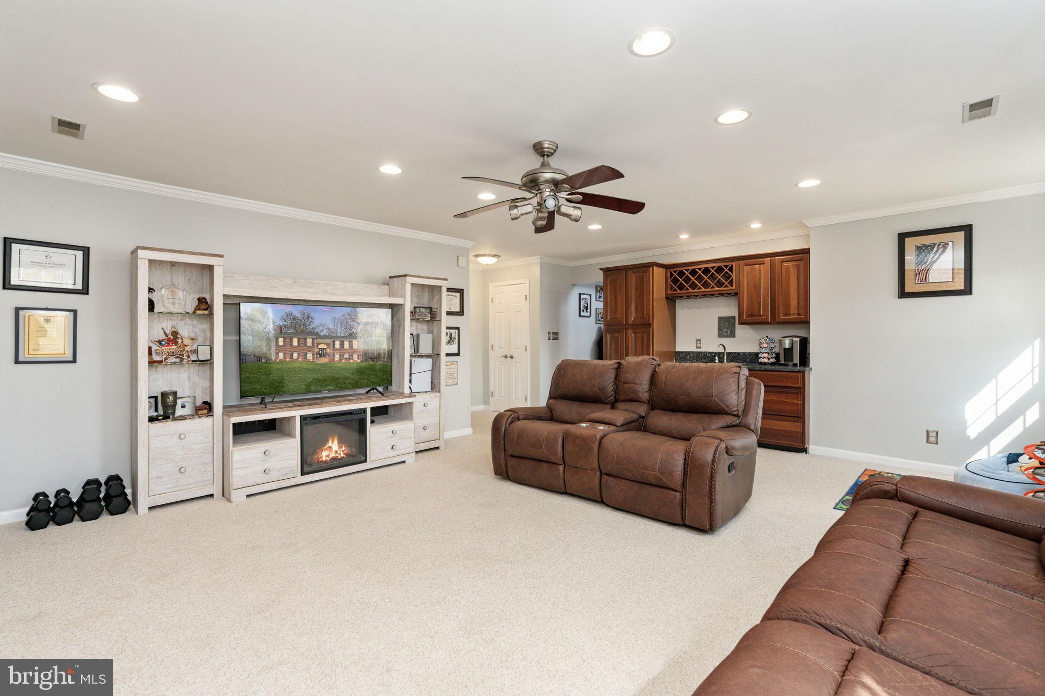 GREENACRE - Residential