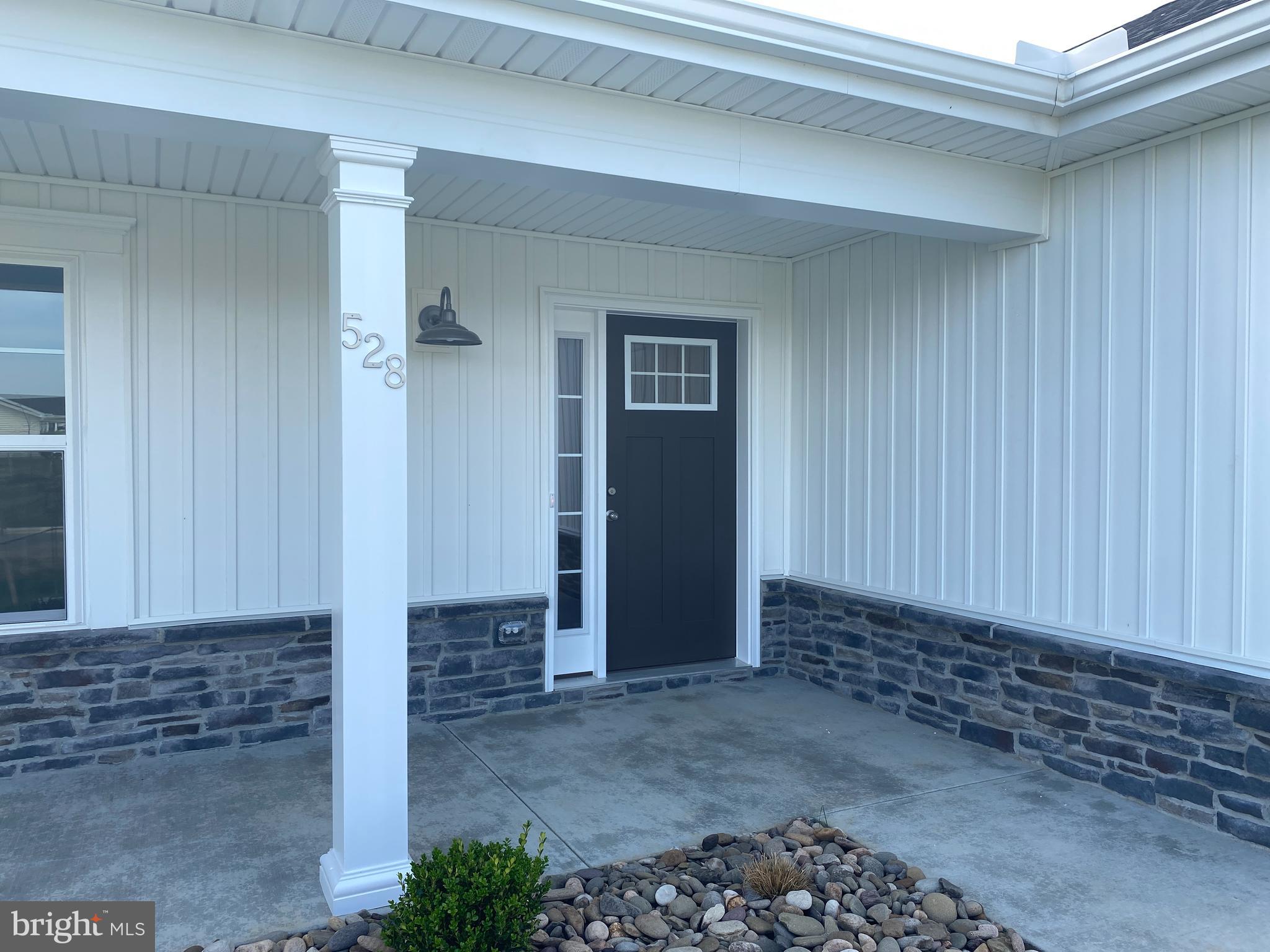 CARDINAL POINTE - Residential Lease