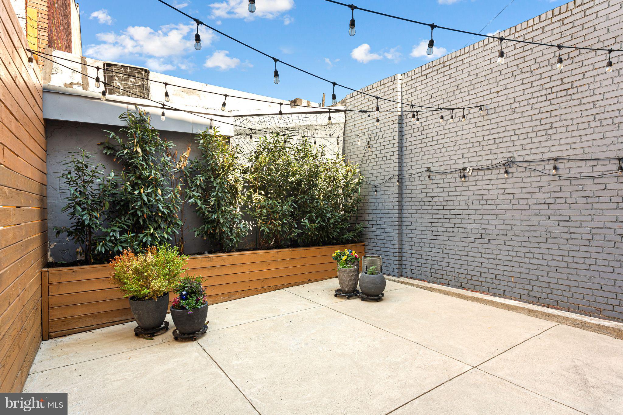 BELLA VISTA - Residential