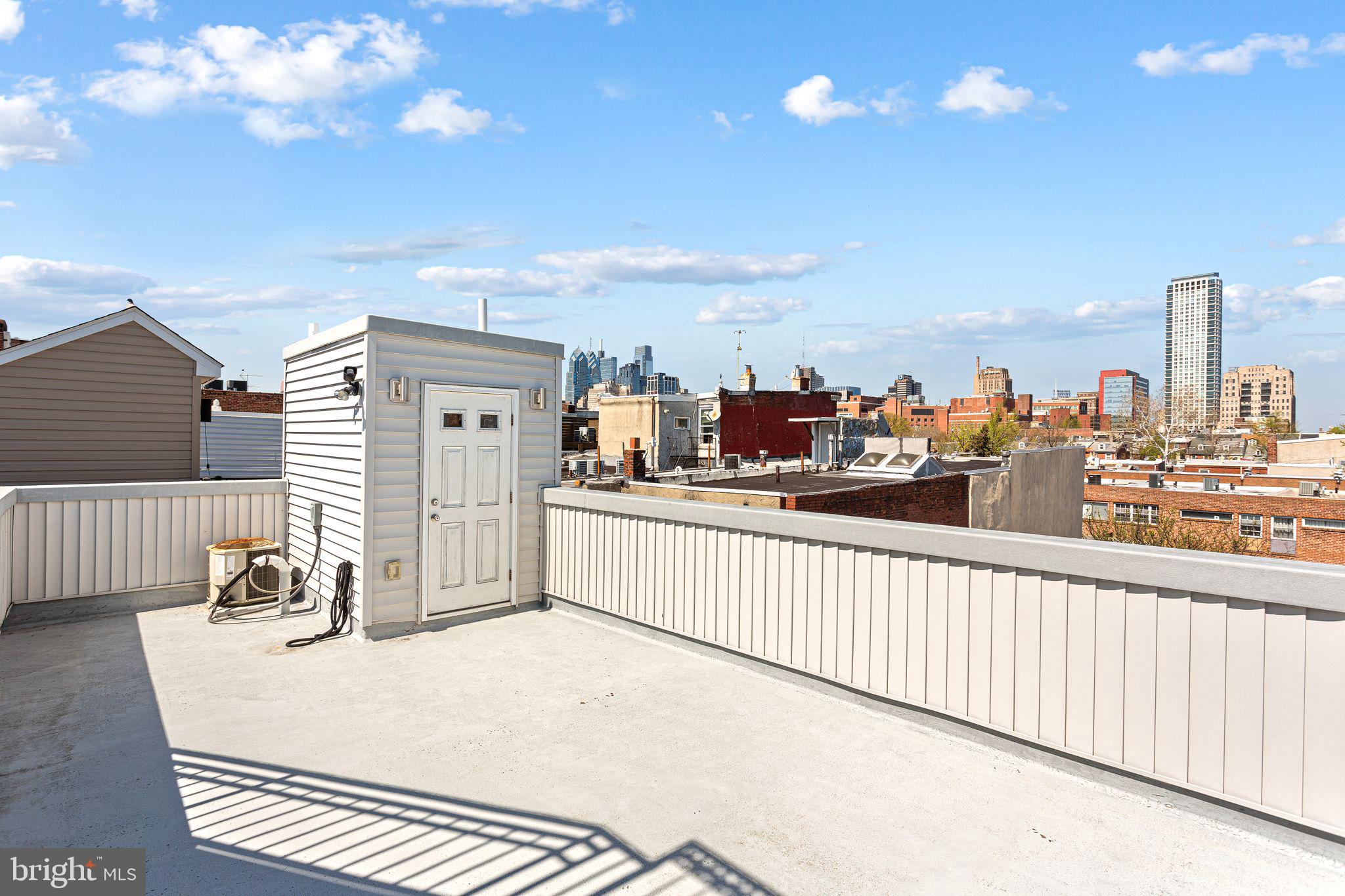 BELLA VISTA - Residential