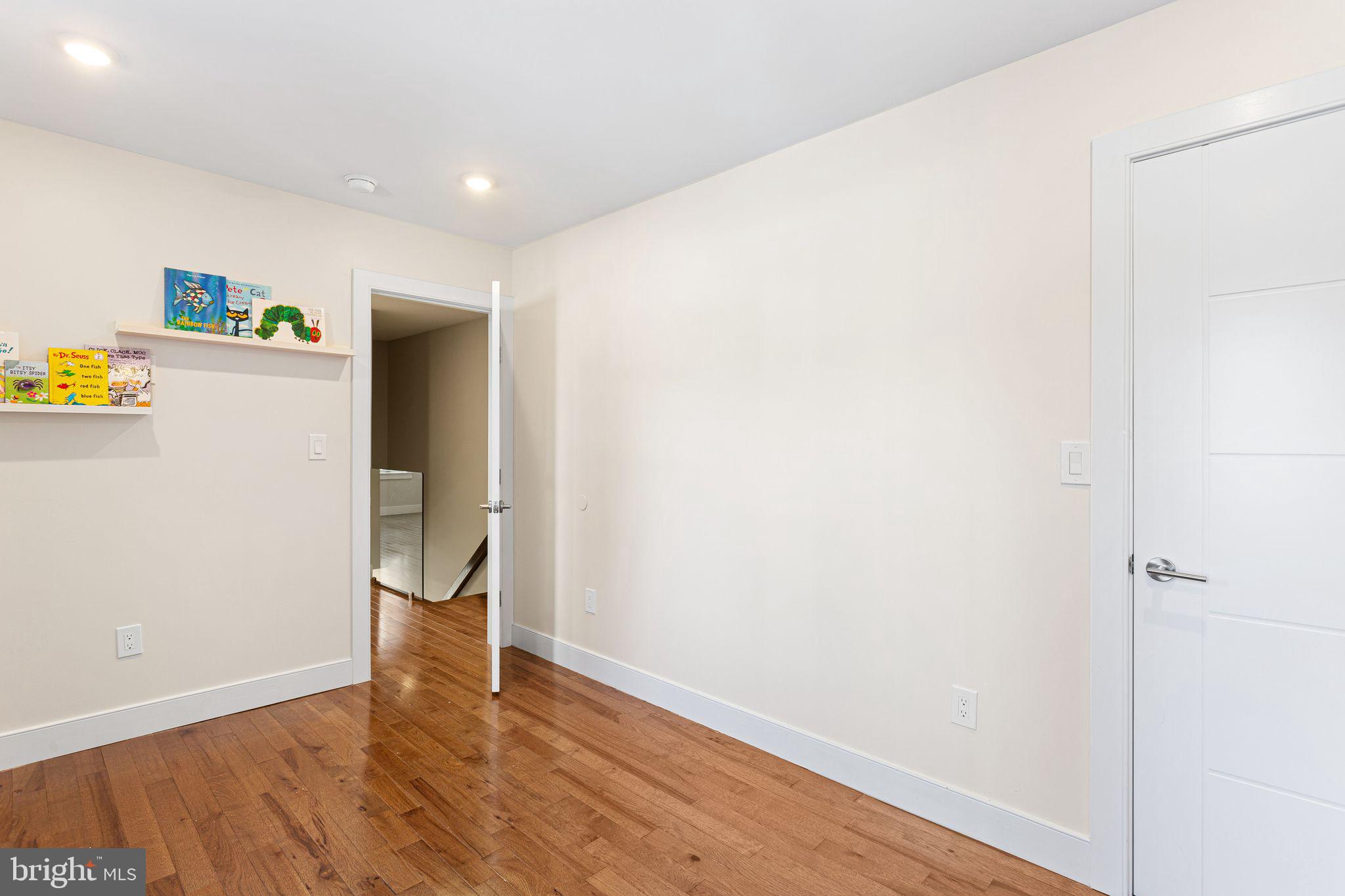 BELLA VISTA - Residential