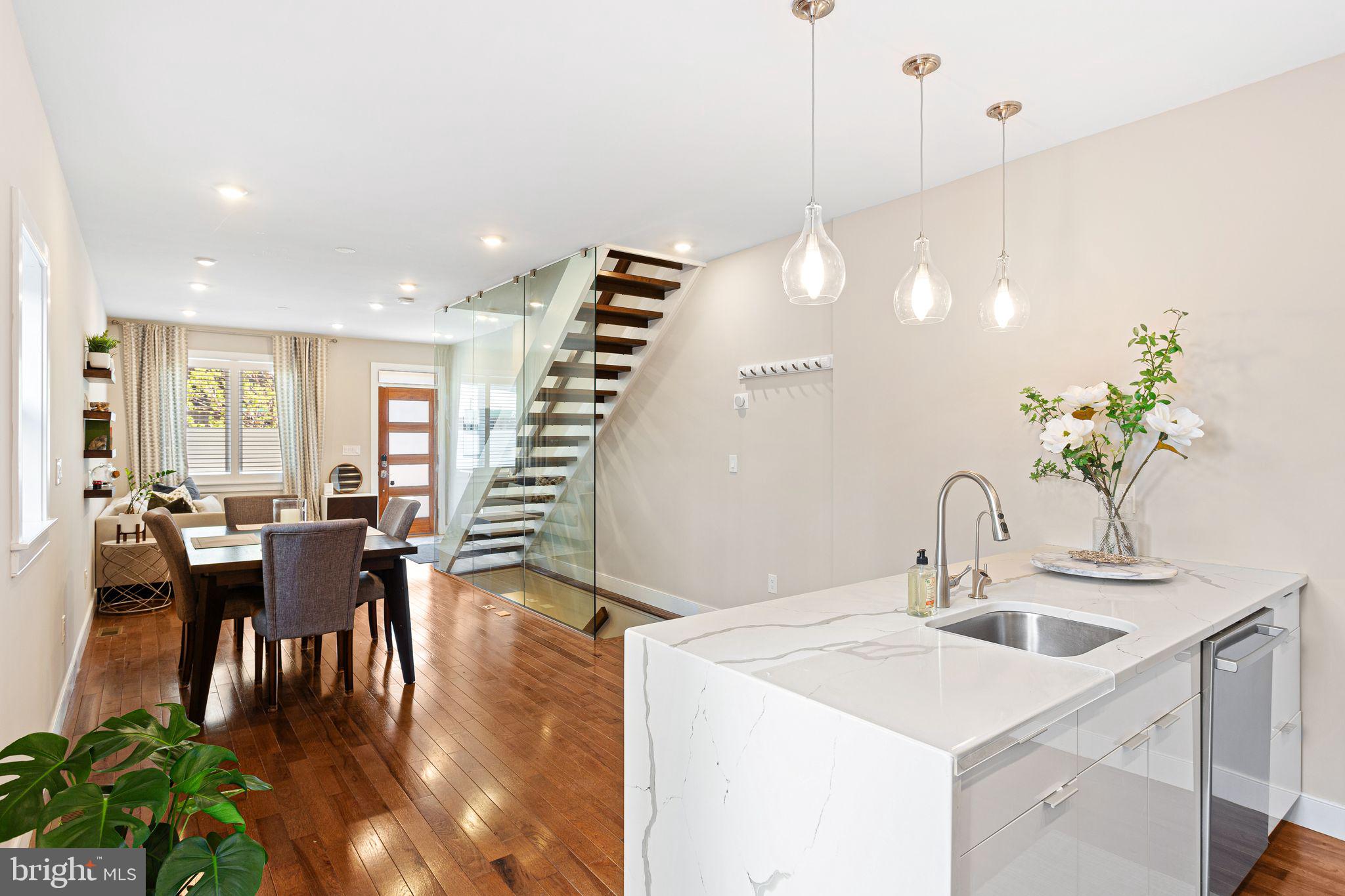 BELLA VISTA - Residential