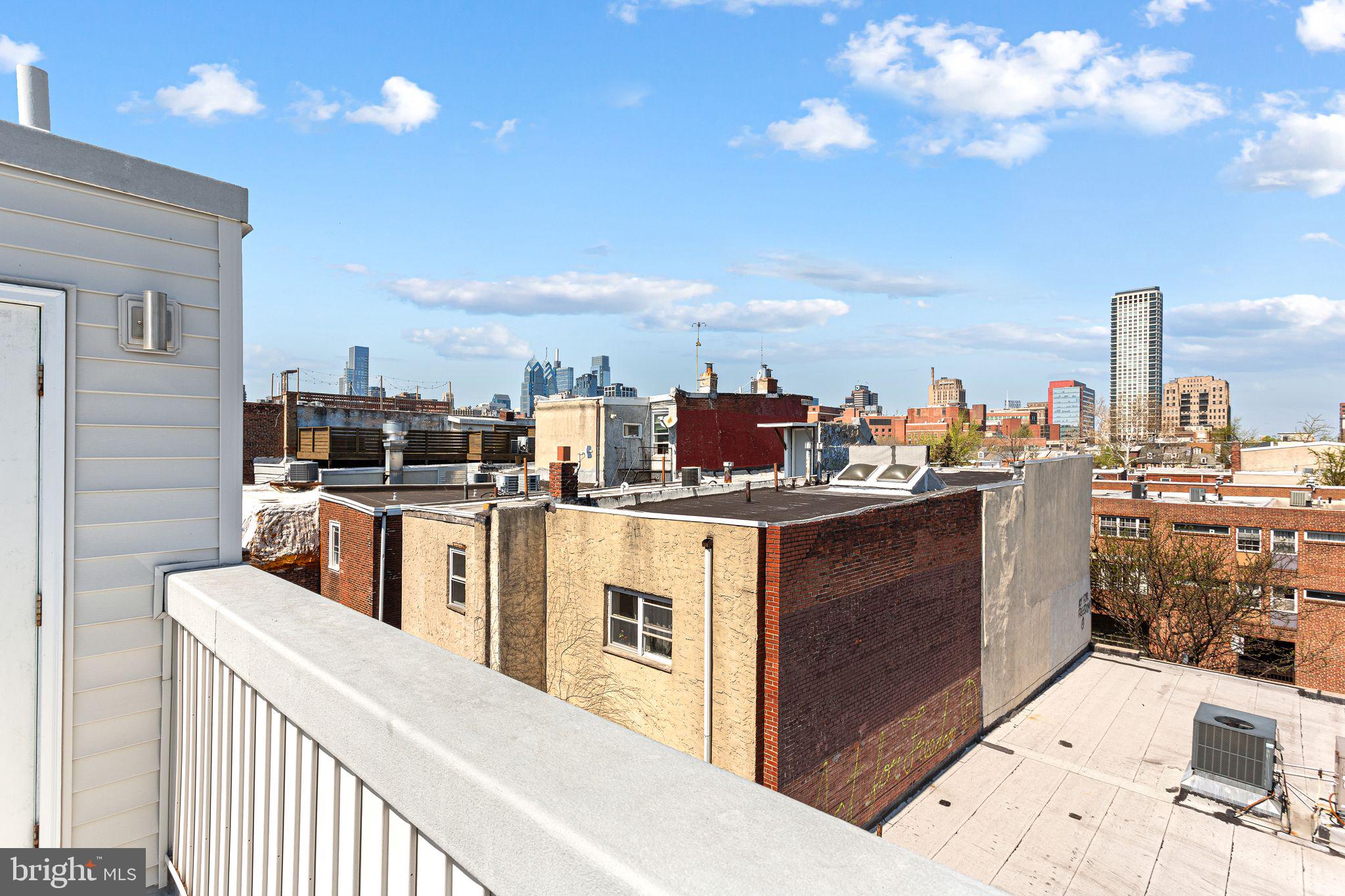 BELLA VISTA - Residential