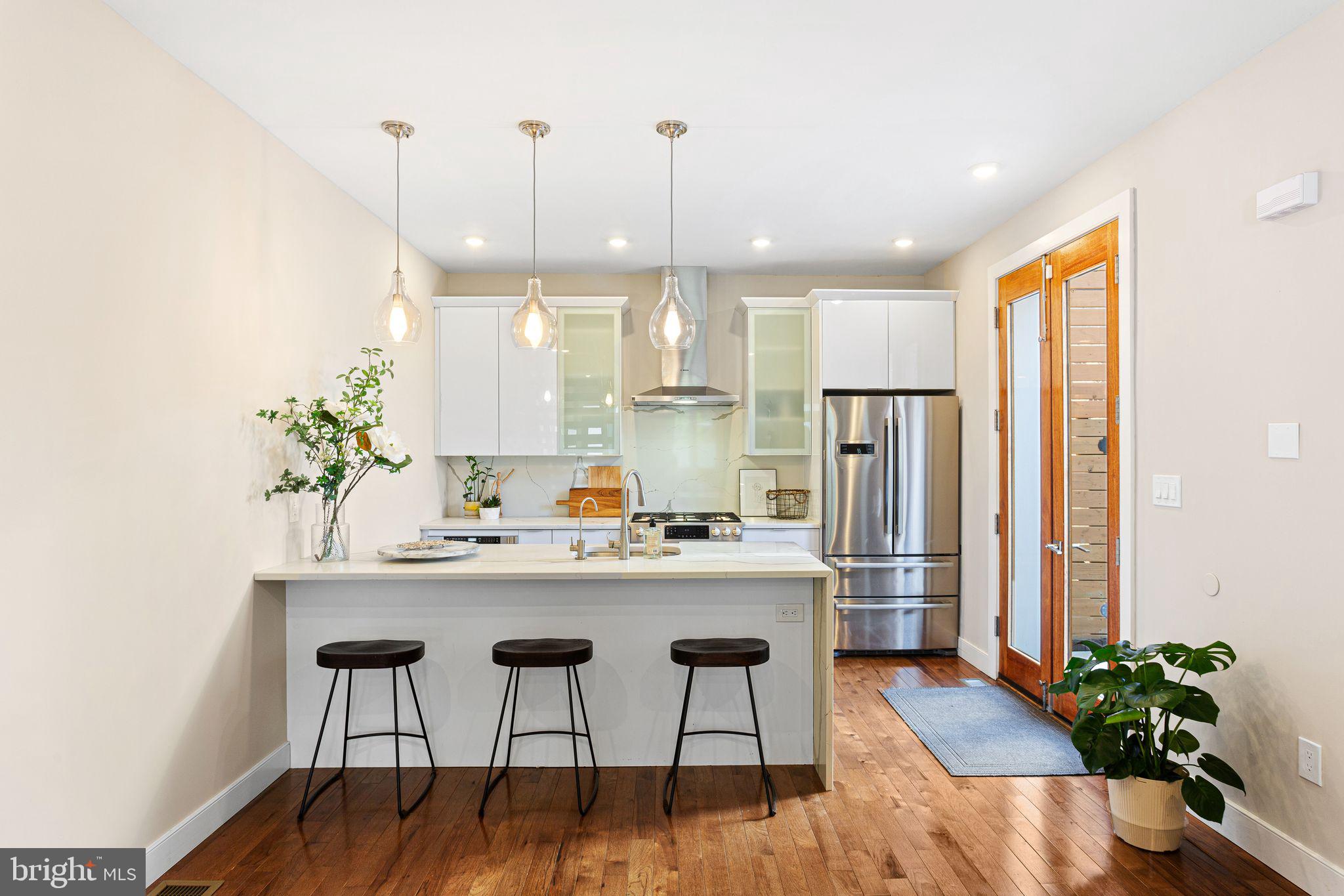 BELLA VISTA - Residential