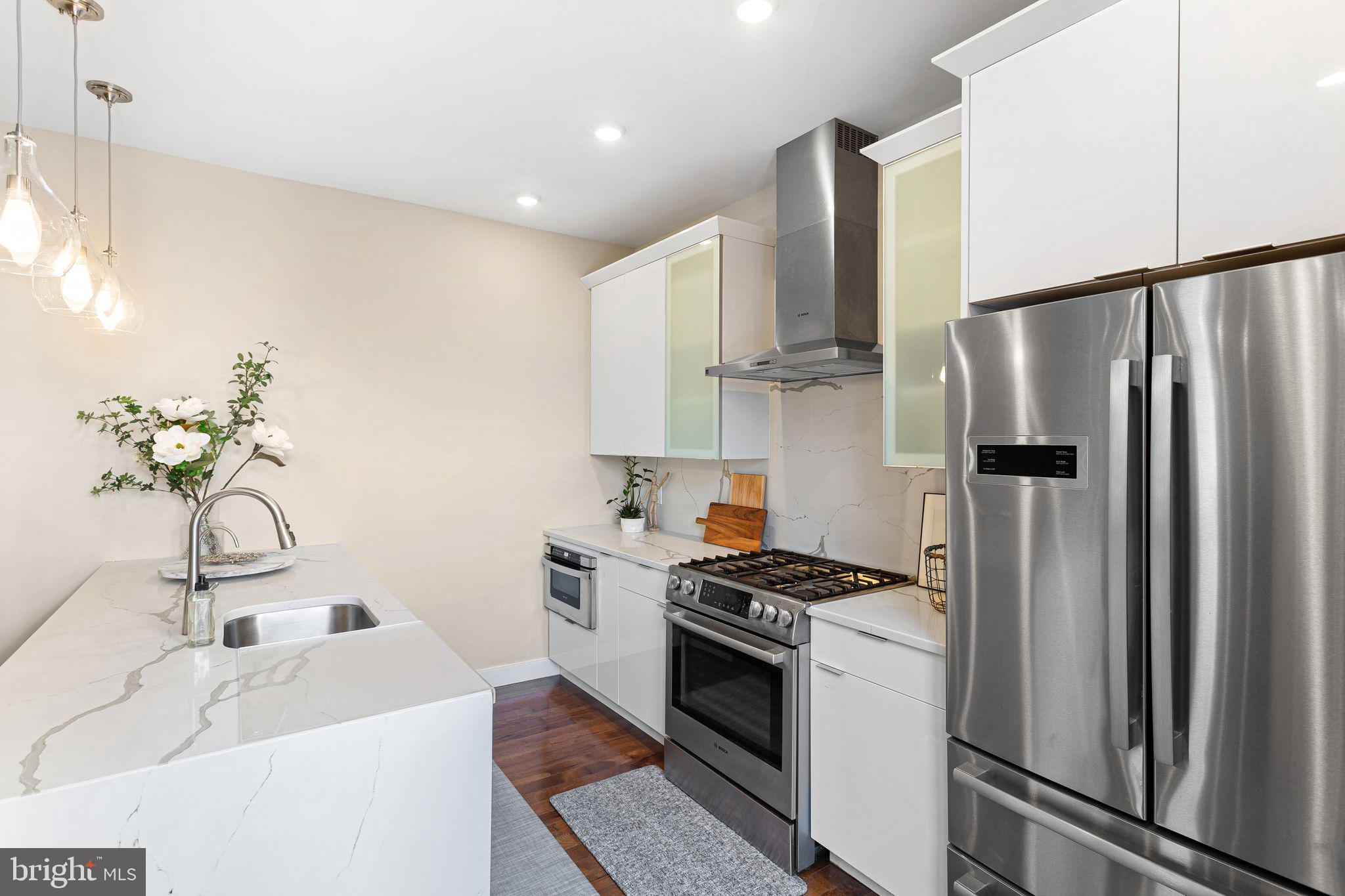 BELLA VISTA - Residential