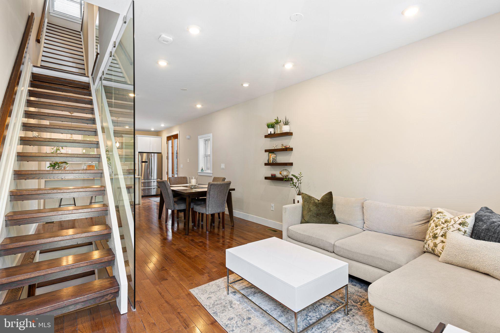 BELLA VISTA - Residential