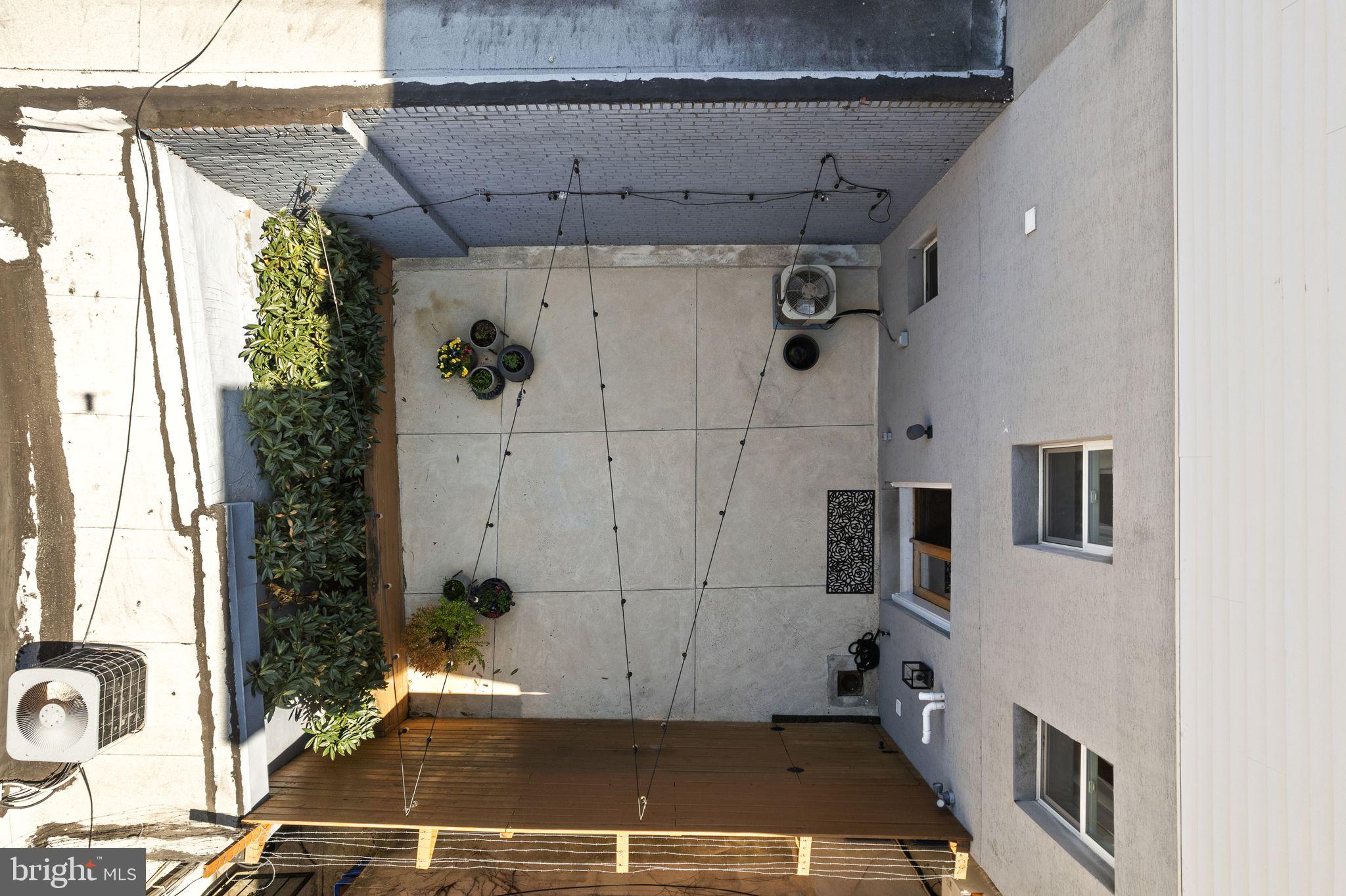 BELLA VISTA - Residential