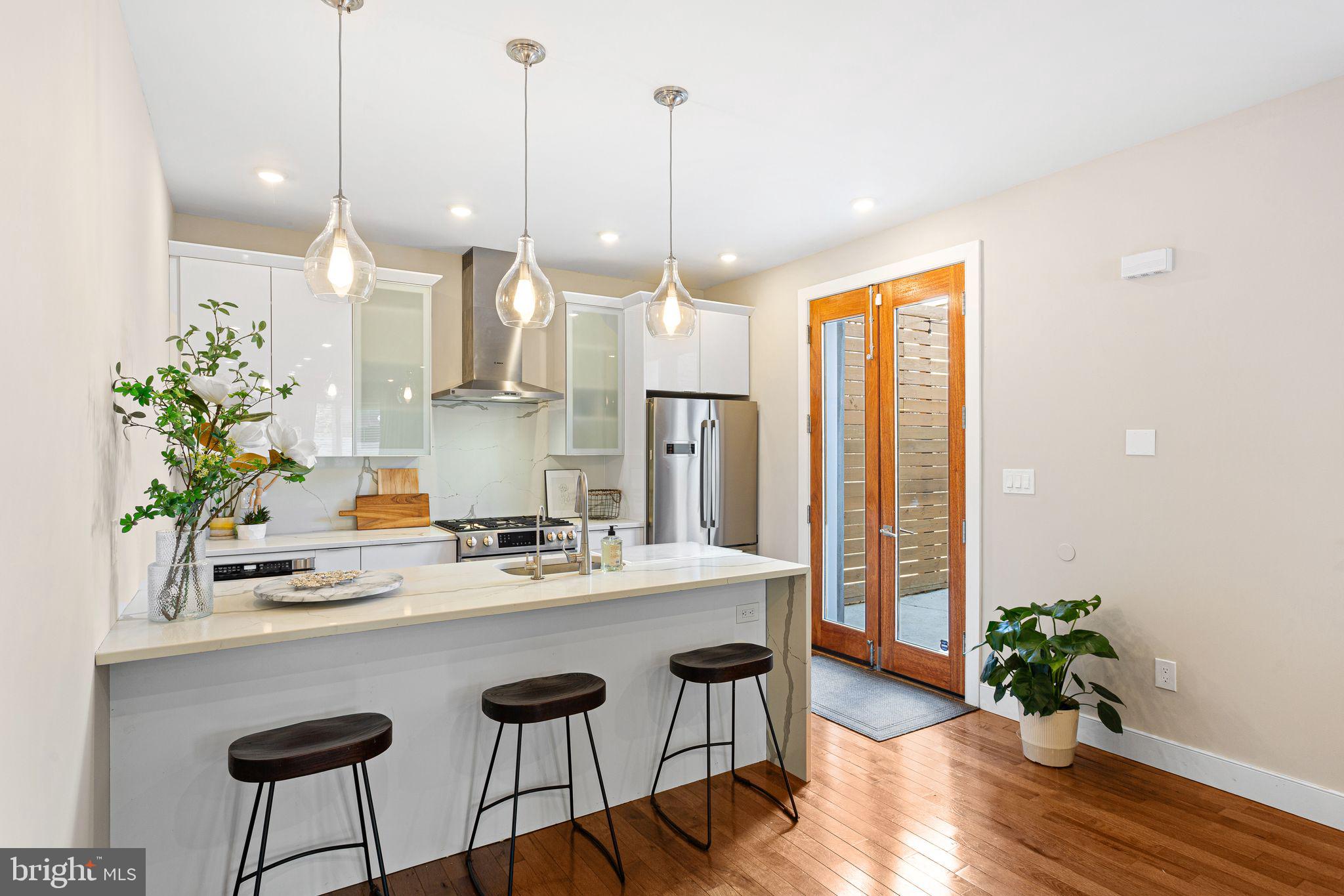 BELLA VISTA - Residential