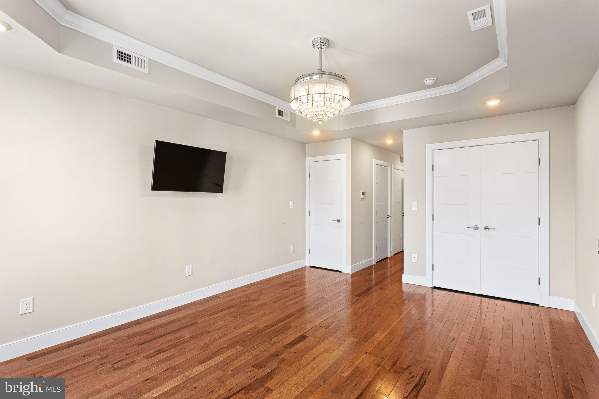 BELLA VISTA - Residential