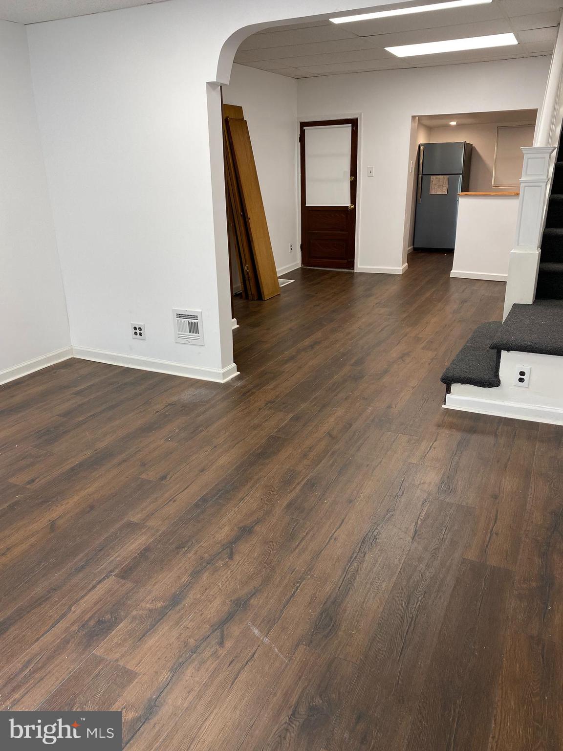 PORT RICHMOND - Residential Lease