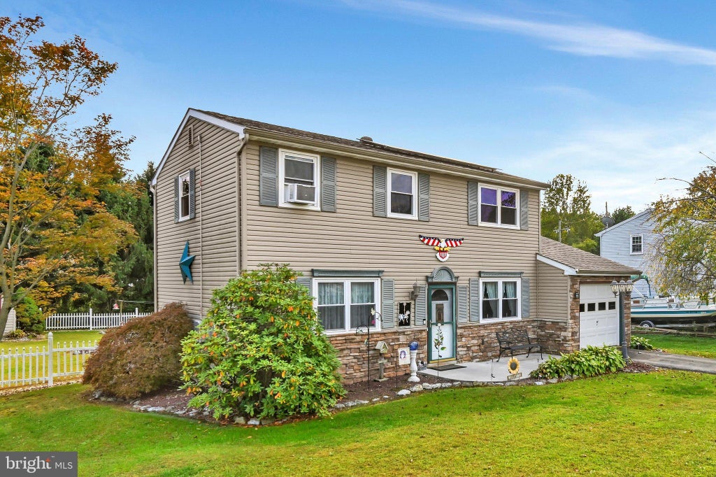 Photo of 4096 Hilltop Drive, MOUNT JOY, PA 17552 (MLS # PALA2097184)