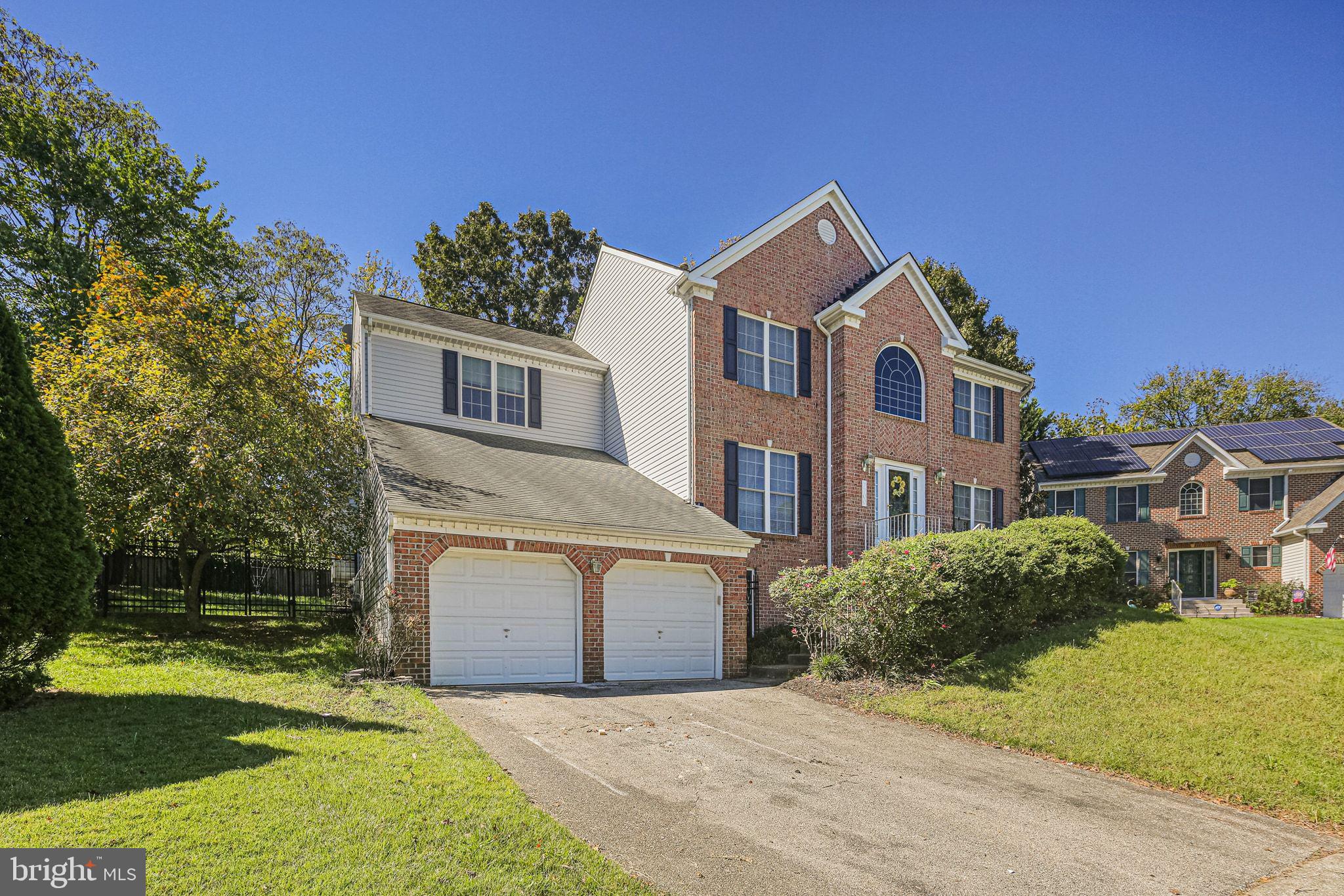 DISNEY ESTATES - Residential