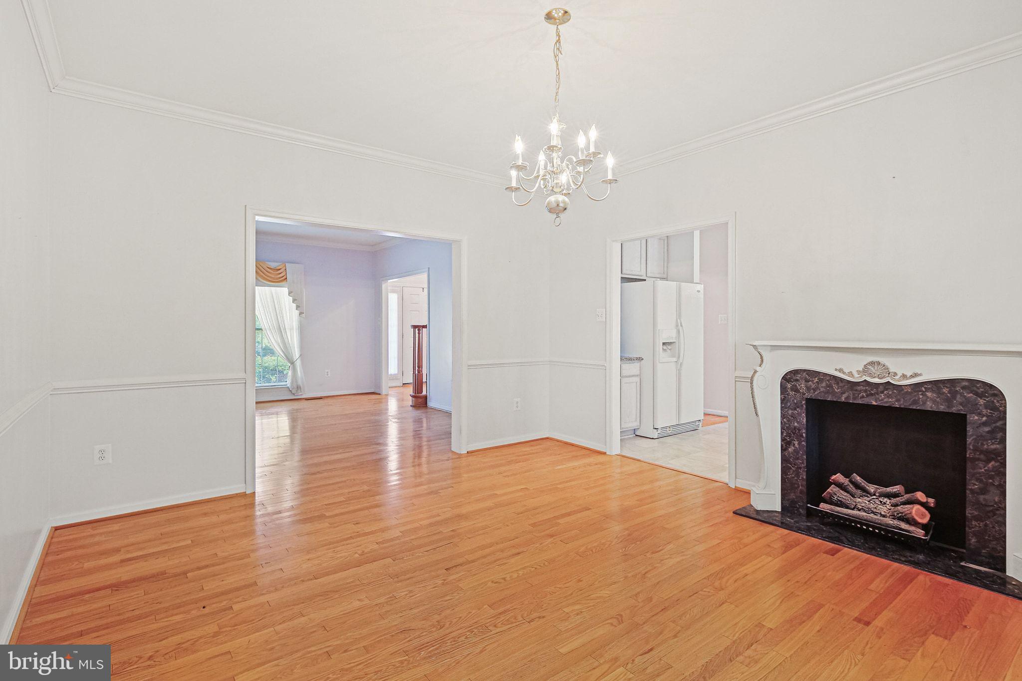 DISNEY ESTATES - Residential