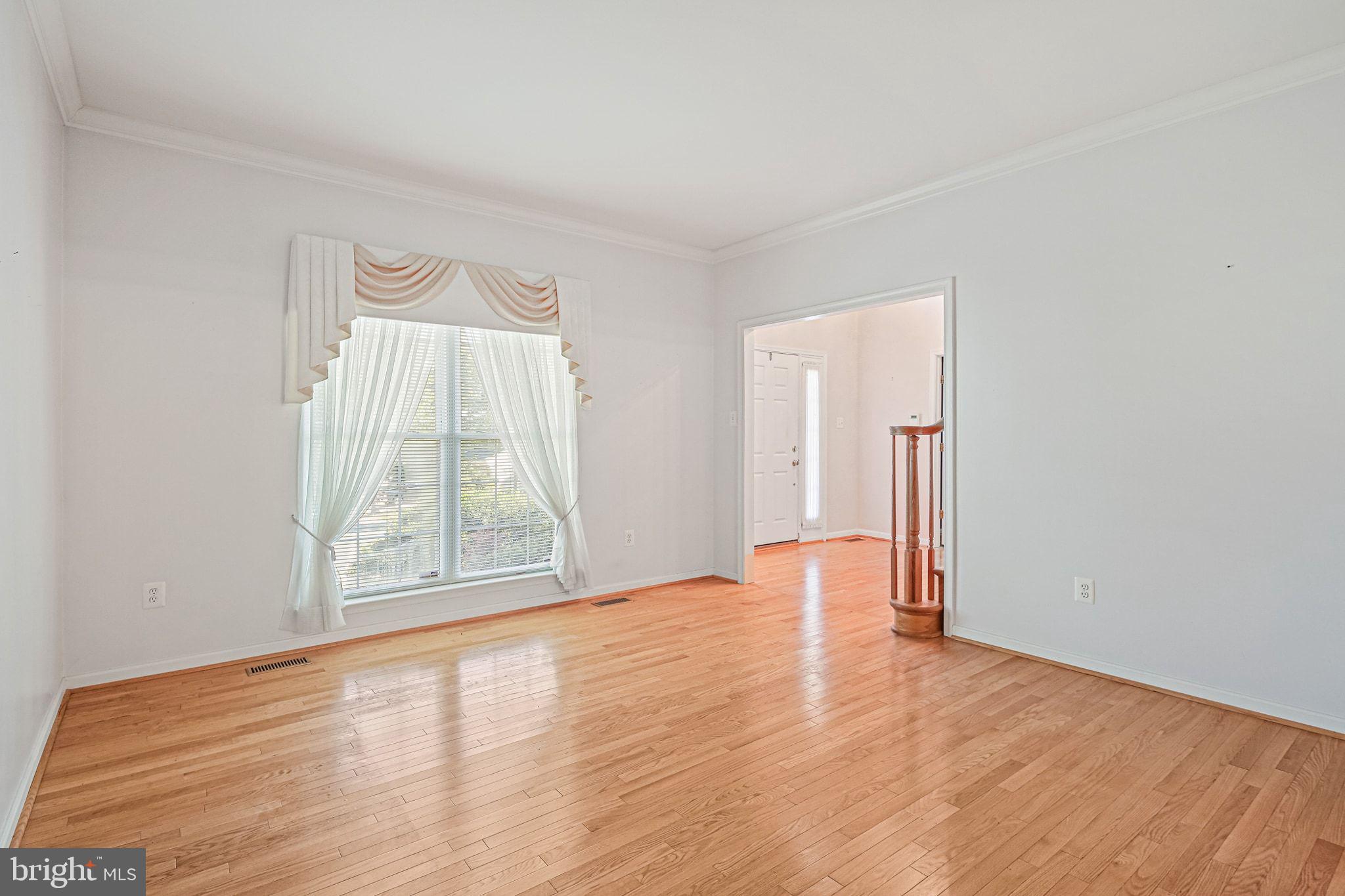 DISNEY ESTATES - Residential