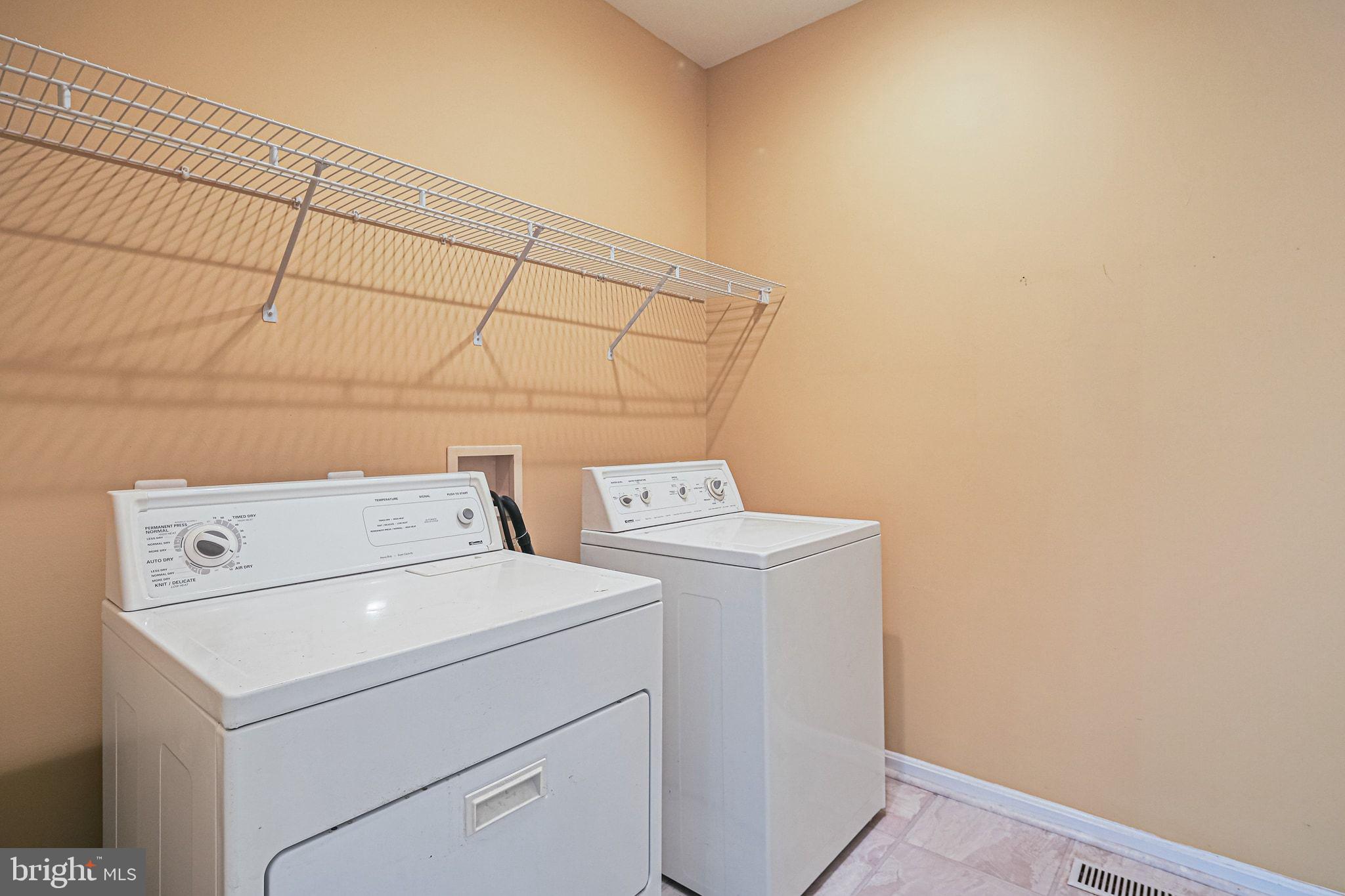 DISNEY ESTATES - Residential