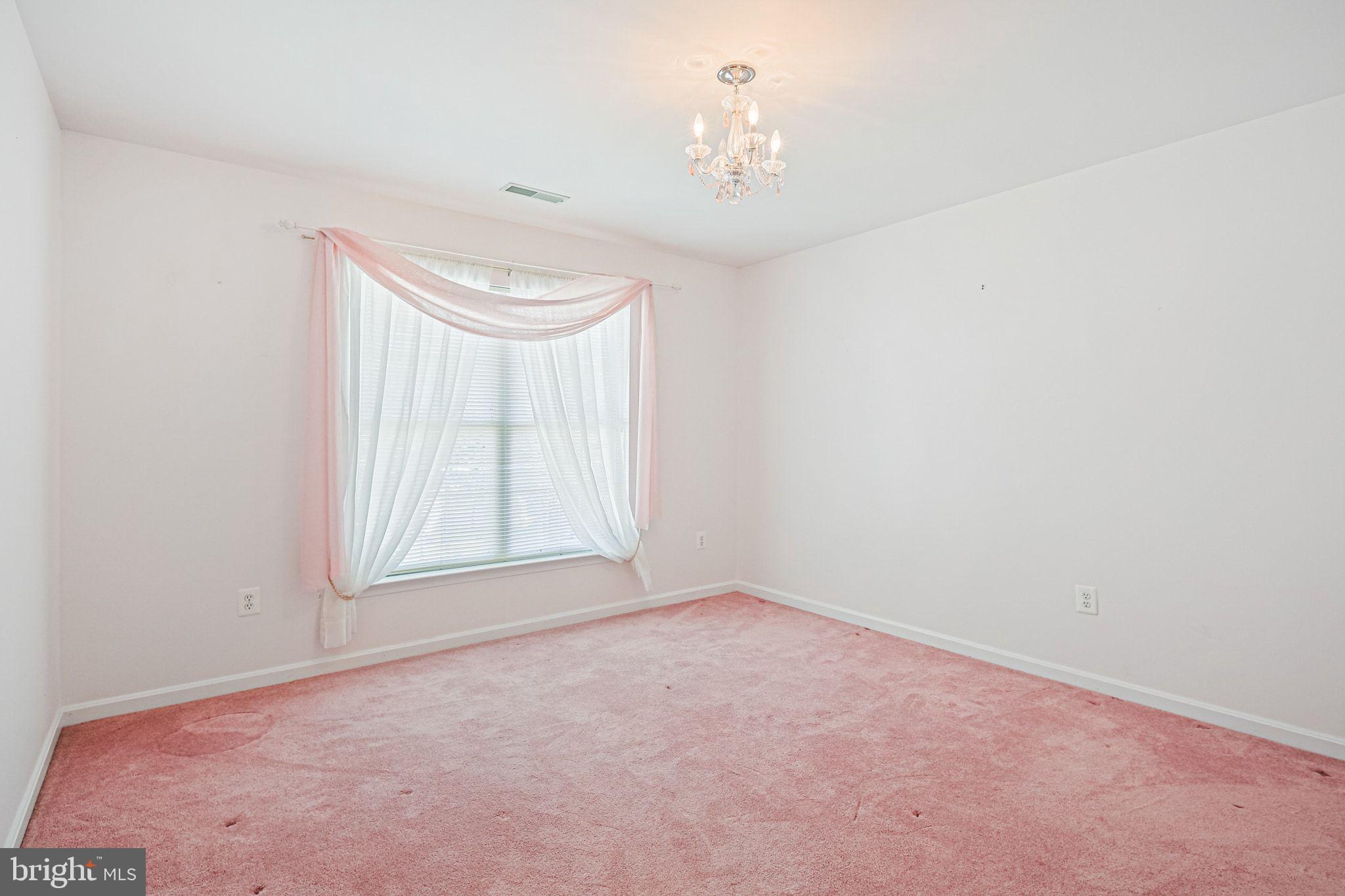 DISNEY ESTATES - Residential